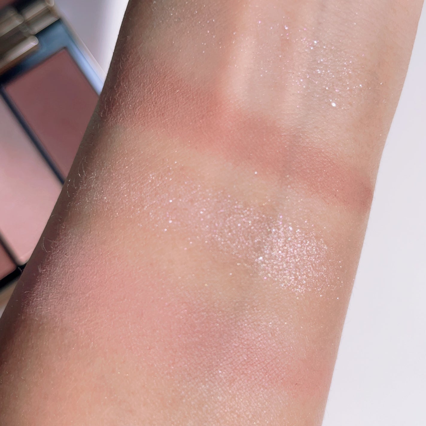 フェイス スタイリスト/SNIDEL BEAUTY/アイシャドウパレットを使ったクチコミ(4枚目)