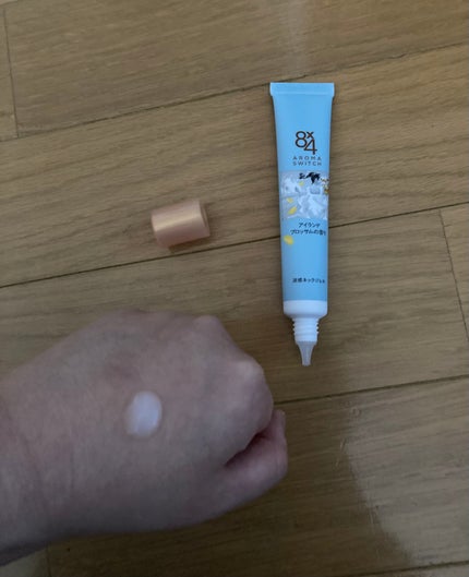 8x4 アロマスイッチ 涼感ネックジェル アイランドブロッサムの香り/8x4/デオドラント・制汗剤を使ったクチコミ(2枚目)