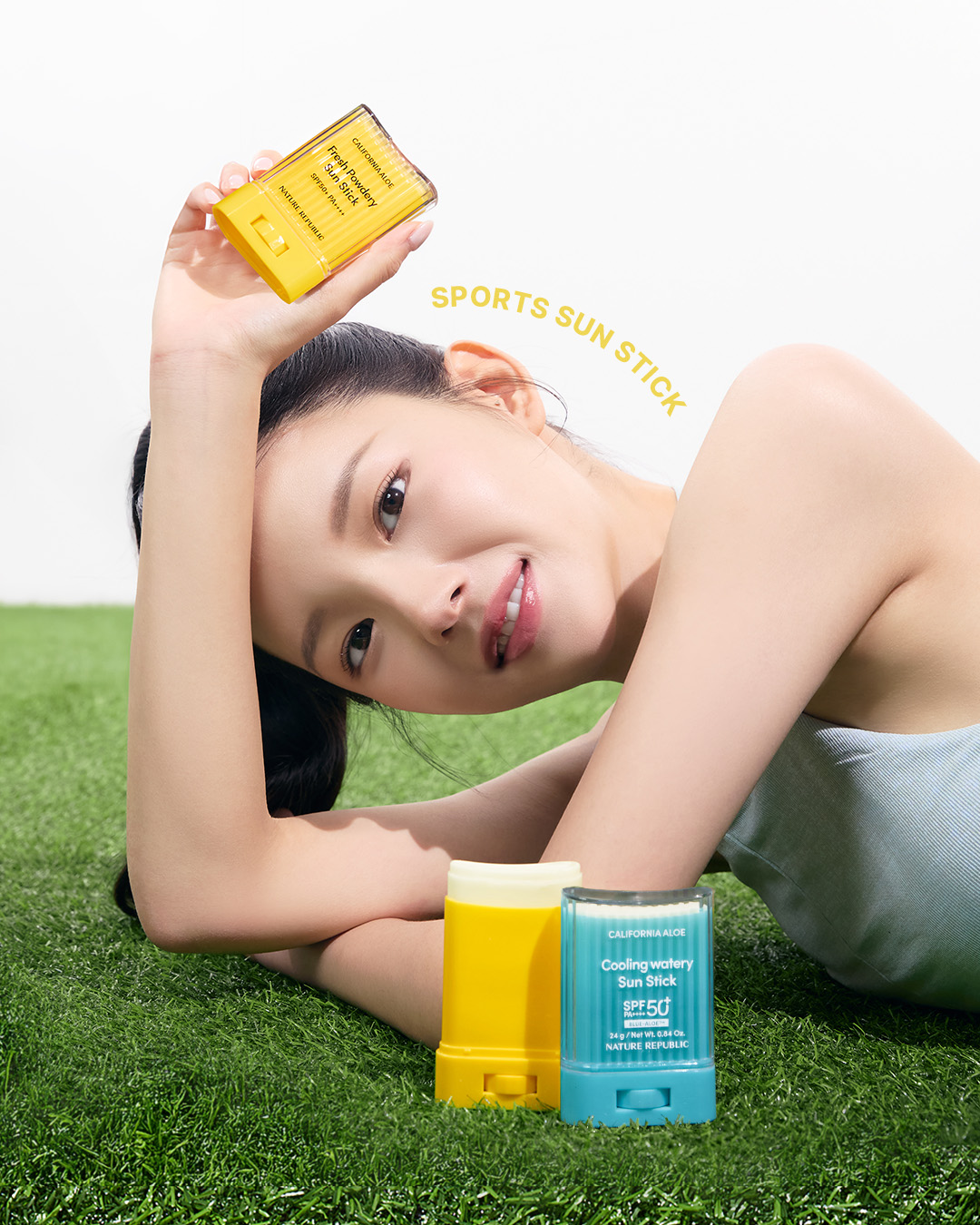 さらさらサンスティックVSクーリング水分サンスティック

どちらを使えばいいか迷っている方必見！是非参考にしてください✨

💛さらさらサンスティック
・さらっとしたテクスチャーでべたつく使用感が苦手な人におすすめ

💙クーリング水分サン