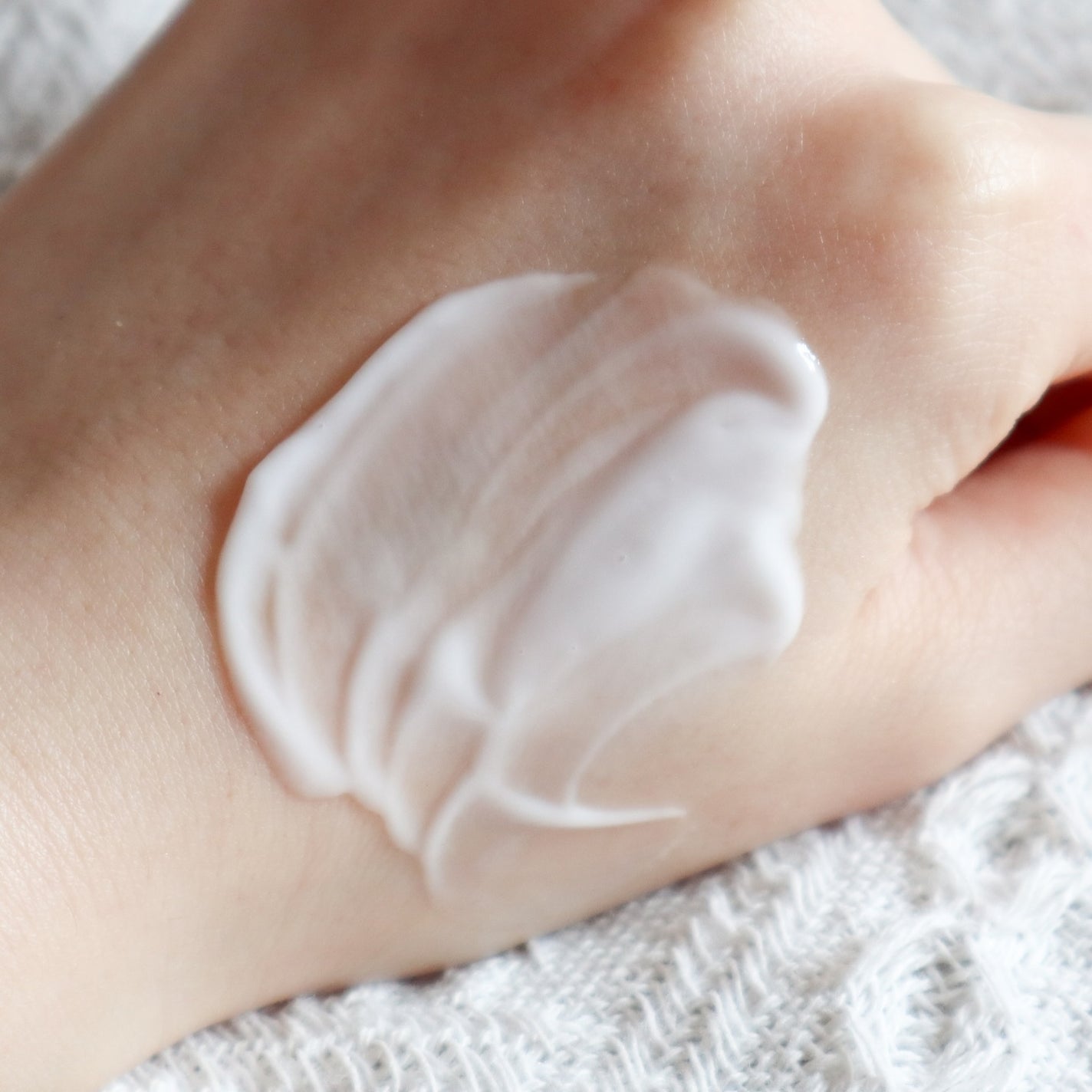 バイブラント ラディアンス アロマミルク/ジョンソンボディケア/ボディミルクを使ったクチコミ(5枚目)