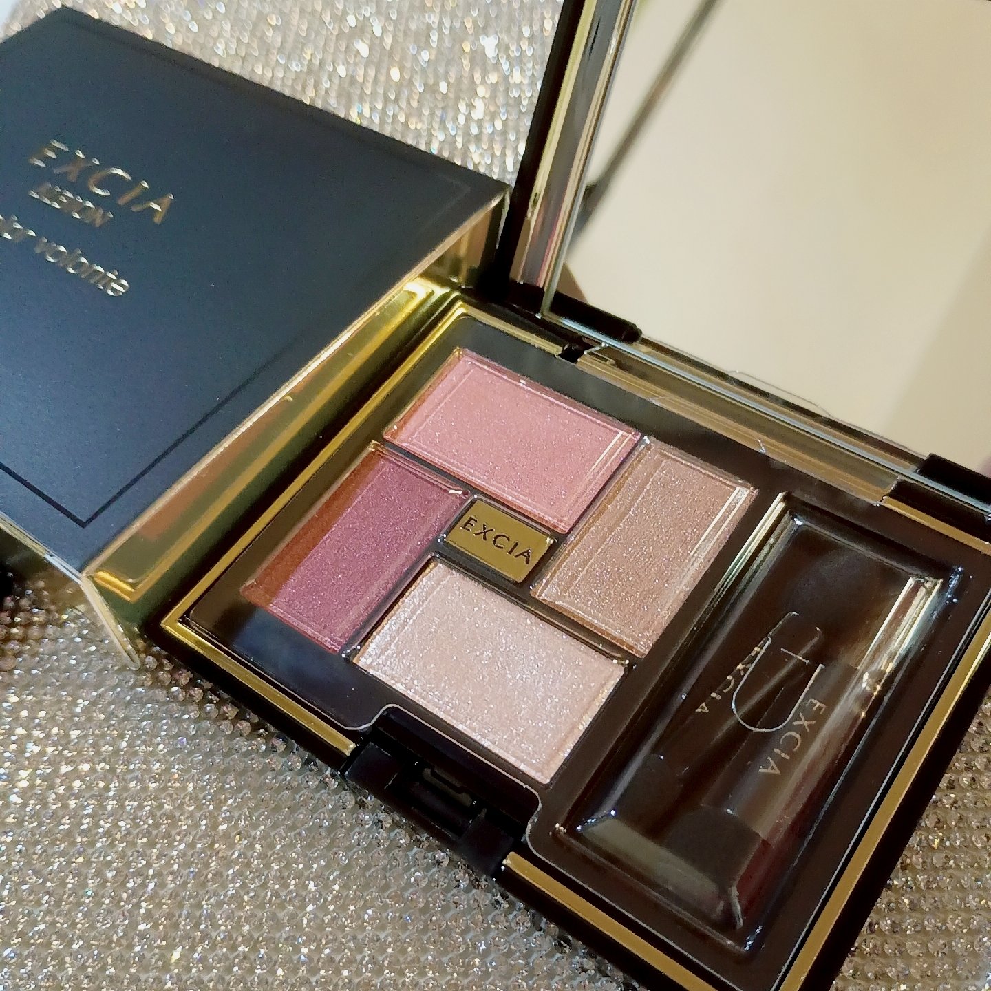 エクシア アイカラー ヴォロンテ 01 ディア レディー/ALBION/アイシャドウパレットを使ったクチコミ（1枚目）