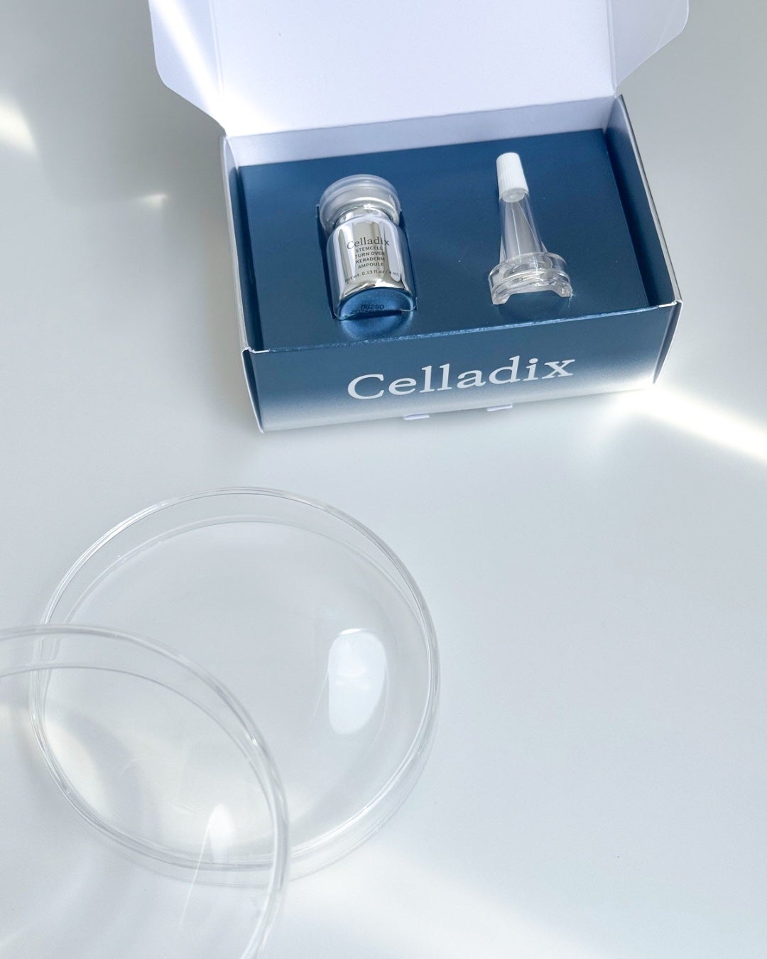 amy on LIPS 「celladixステムセルターンオーバーケラダムアンプル🤍..」(1枚目)