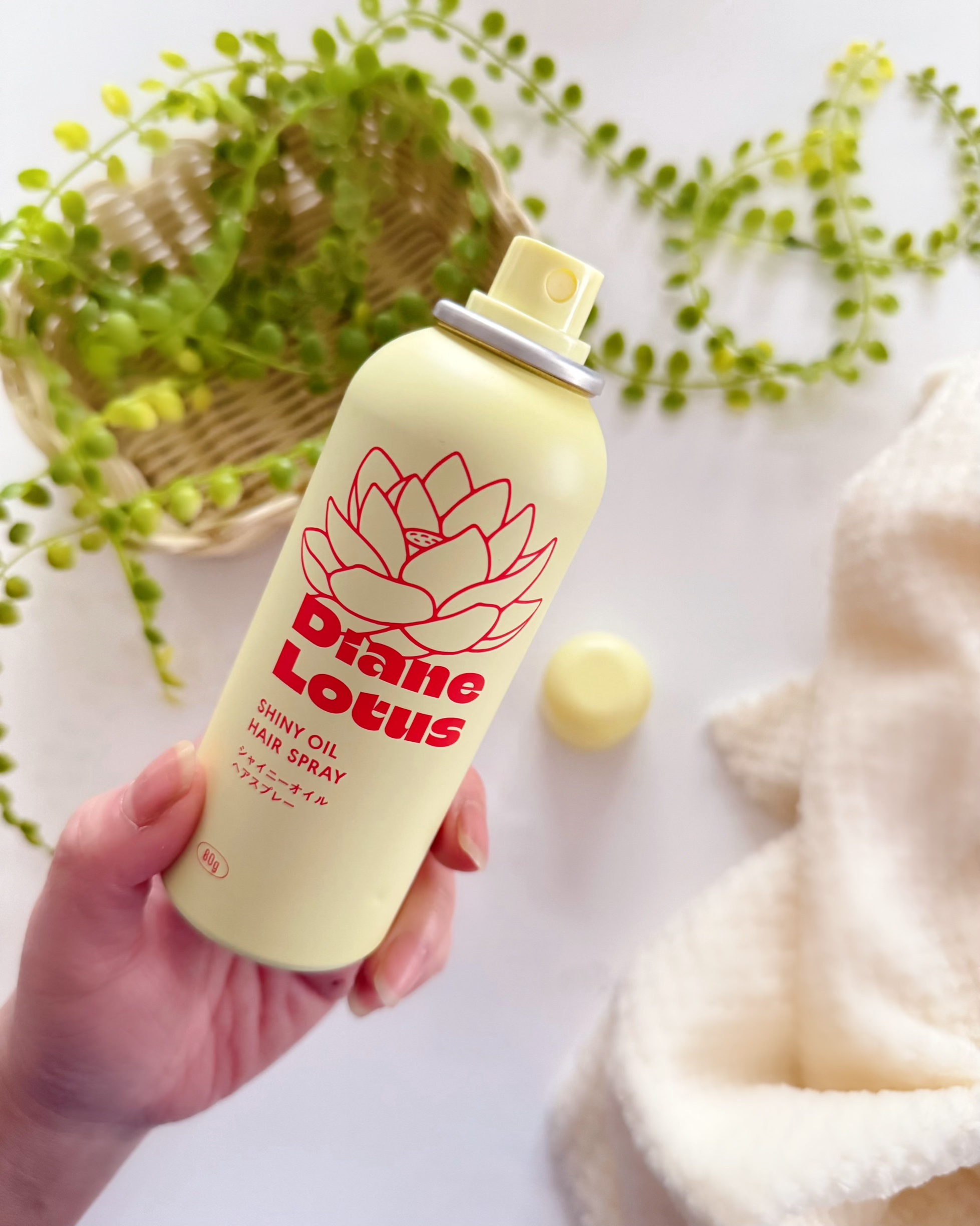 ロータス シャイニーオイル ヘアスプレー ピーチ＆ホワイトティーの香り/ダイアン/ヘアスプレーを使ったクチコミ（2枚目）