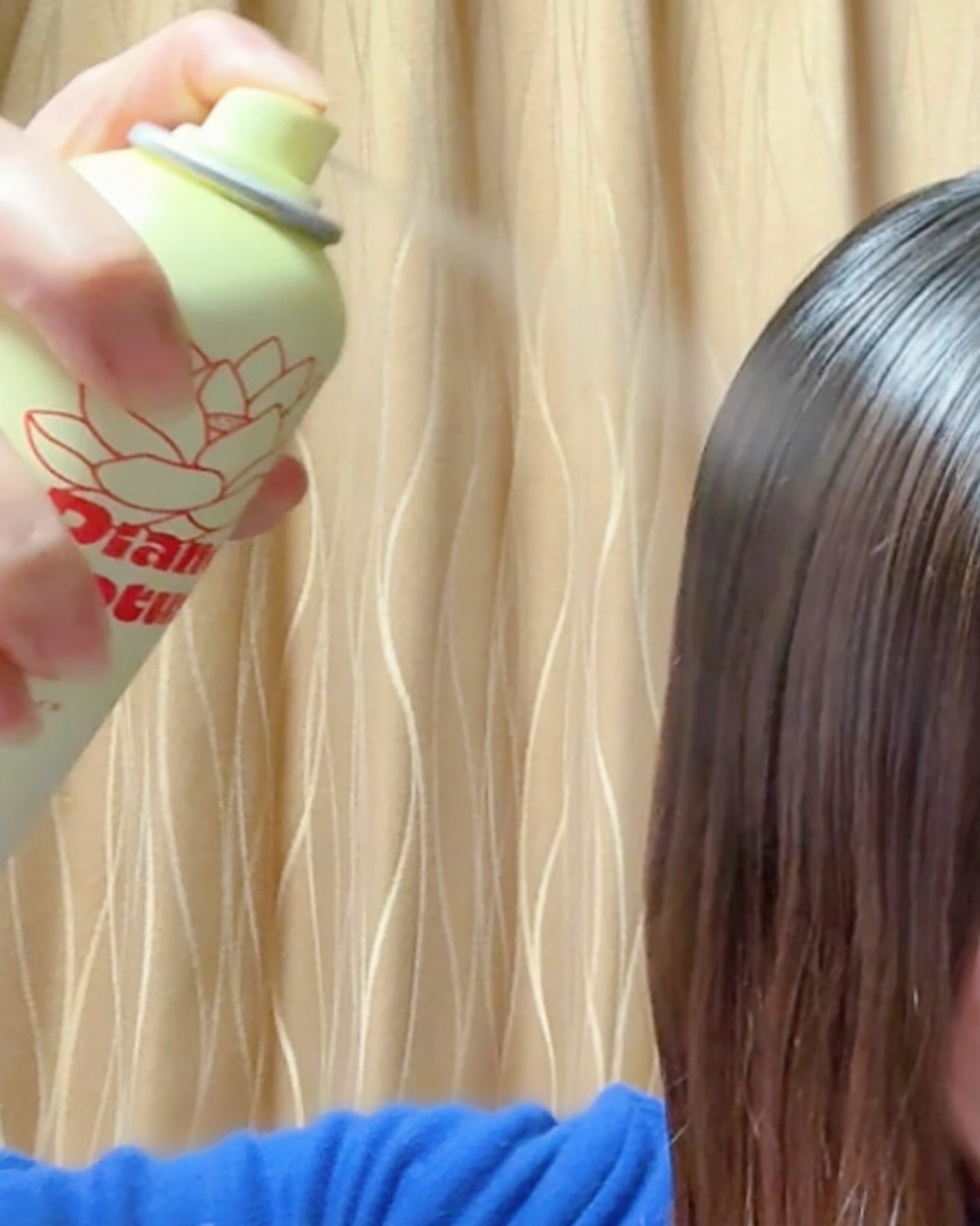 ロータス シャイニーオイル ヘアスプレー ピーチ＆ホワイトティーの香り/ダイアン/ヘアスプレーを使ったクチコミ（3枚目）