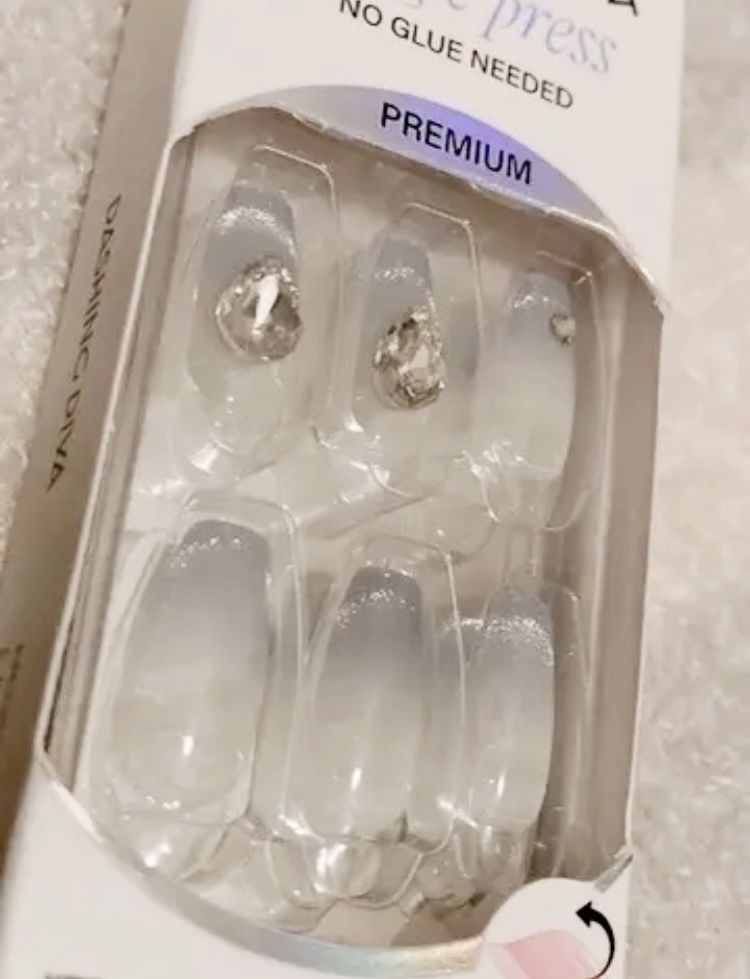 ダッシングディバ マジックプレス　Bless/DASHINGDIVA MAGICPRESS/ネイルチップ・パーツを使ったクチコミ（1枚目）