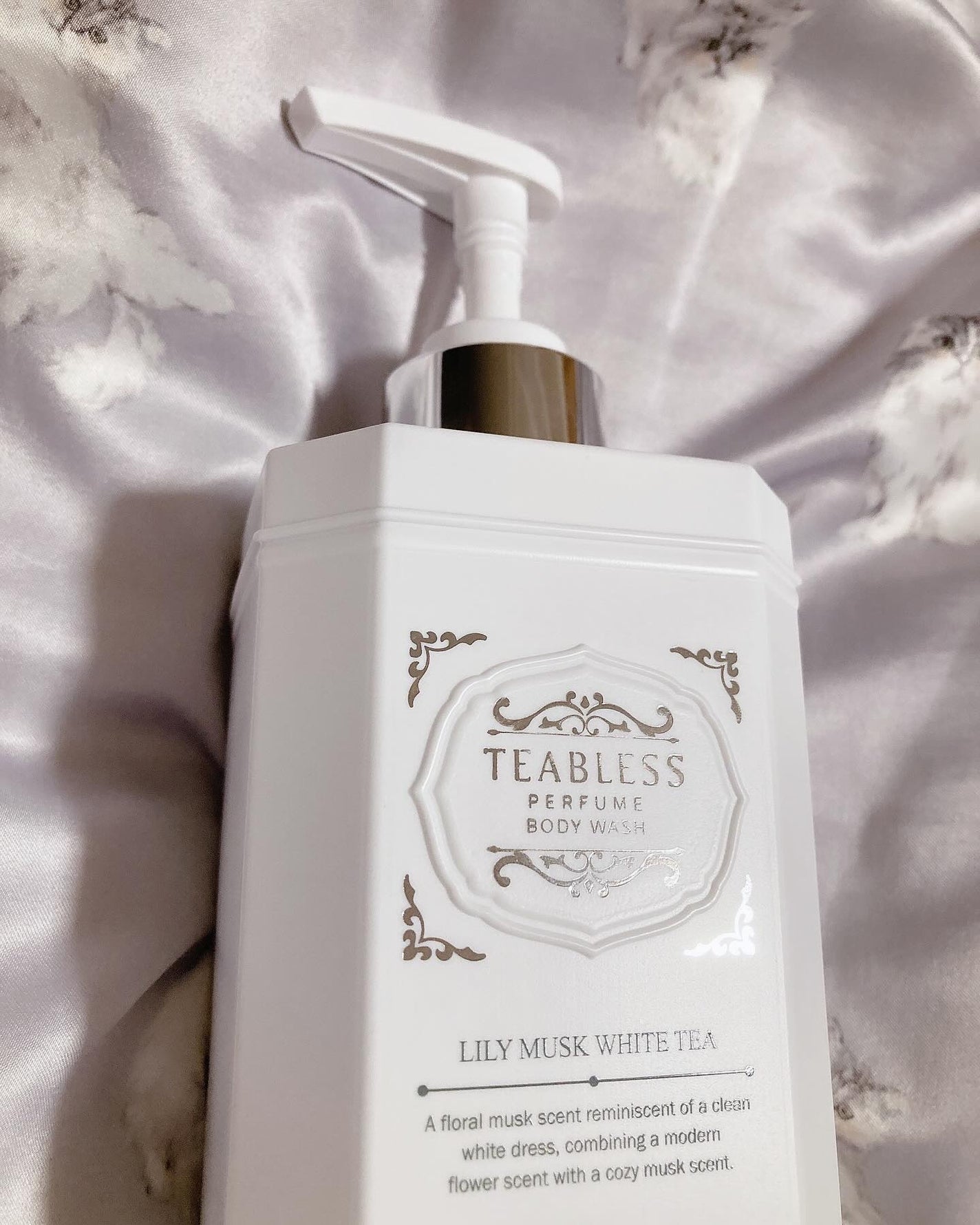 パフュームボディソープ リリィムスクホワイトティー/TEABLESS/ボディソープを使ったクチコミ(3枚目)