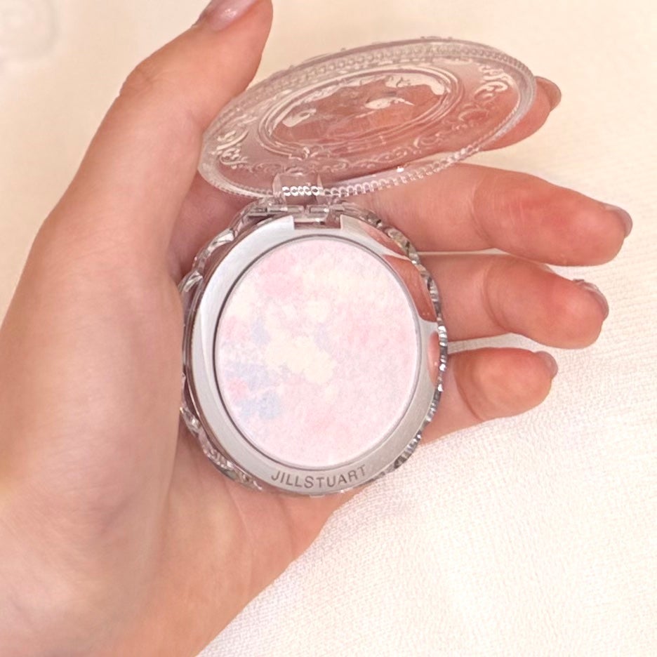 ジルスチュアート ニュアンスパール ハイライター/JILL STUART/パウダーハイライトを使ったクチコミ(2枚目)