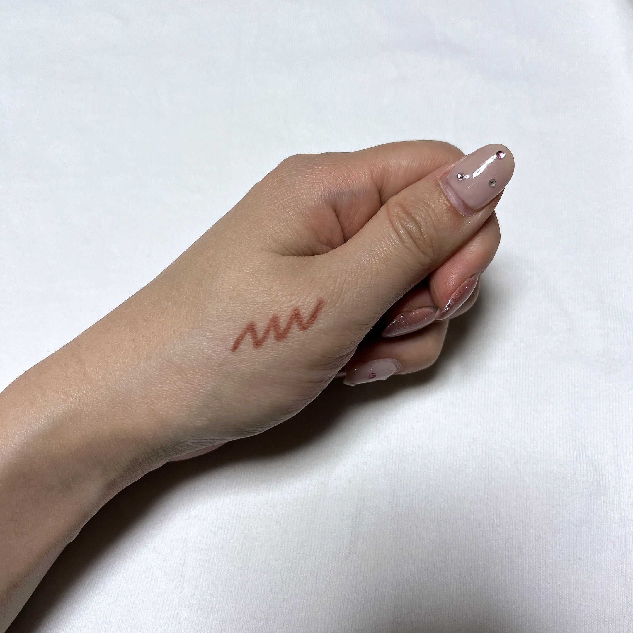 アートクラス スマージングアンダーライナー 02 ファジー(Fuzzy)/too cool for school/ペンシルアイライナーを使ったクチコミ（2枚目）