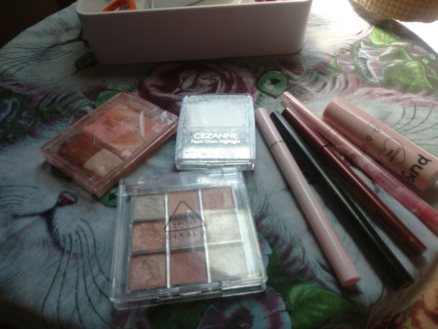 パールグロウハイライト/CEZANNE/パウダーハイライトを使ったクチコミ(2枚目)