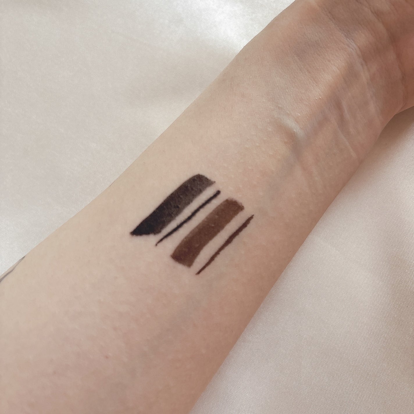 パーフェクトエッジシャープライナー/SISTER ANN/リキッドアイライナーを使ったクチコミ(4枚目)