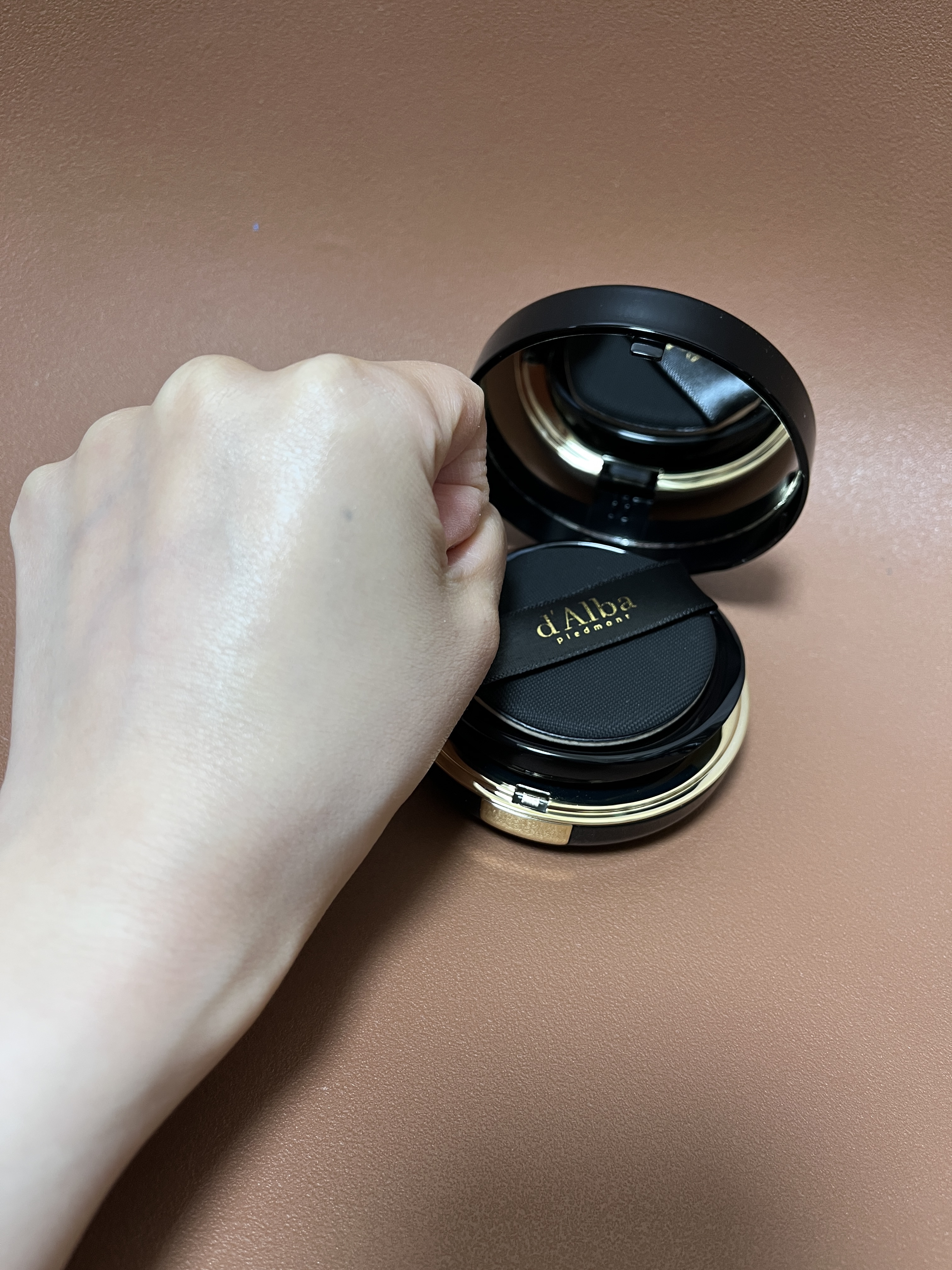 グロウフィットセラムカバークッション 21 アイボリー/ダルバ/クッションファンデーションを使ったクチコミ（3枚目）