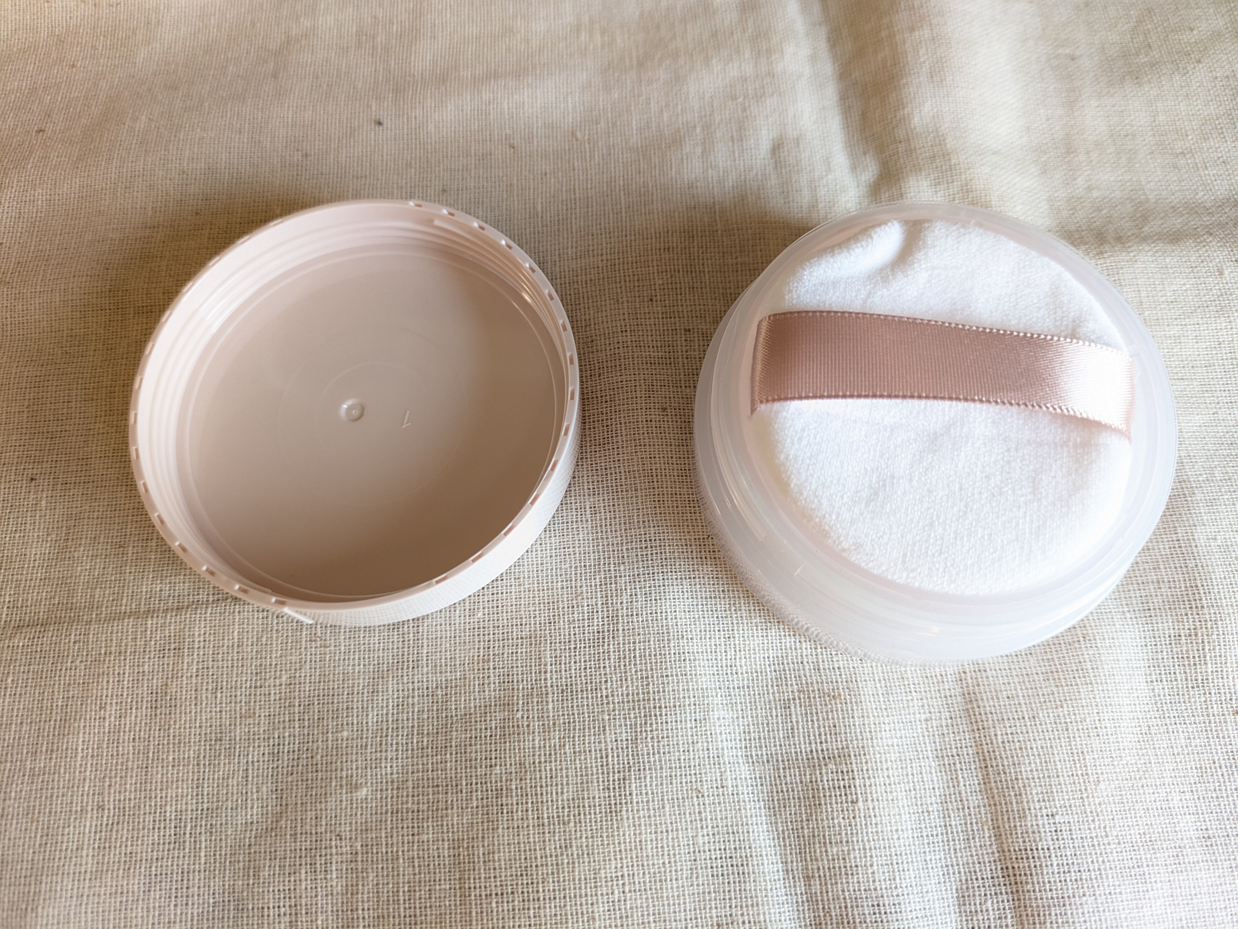 シームレスカバーパウダー/CEZANNE/フェイスパウダーを使ったクチコミ（3枚目）