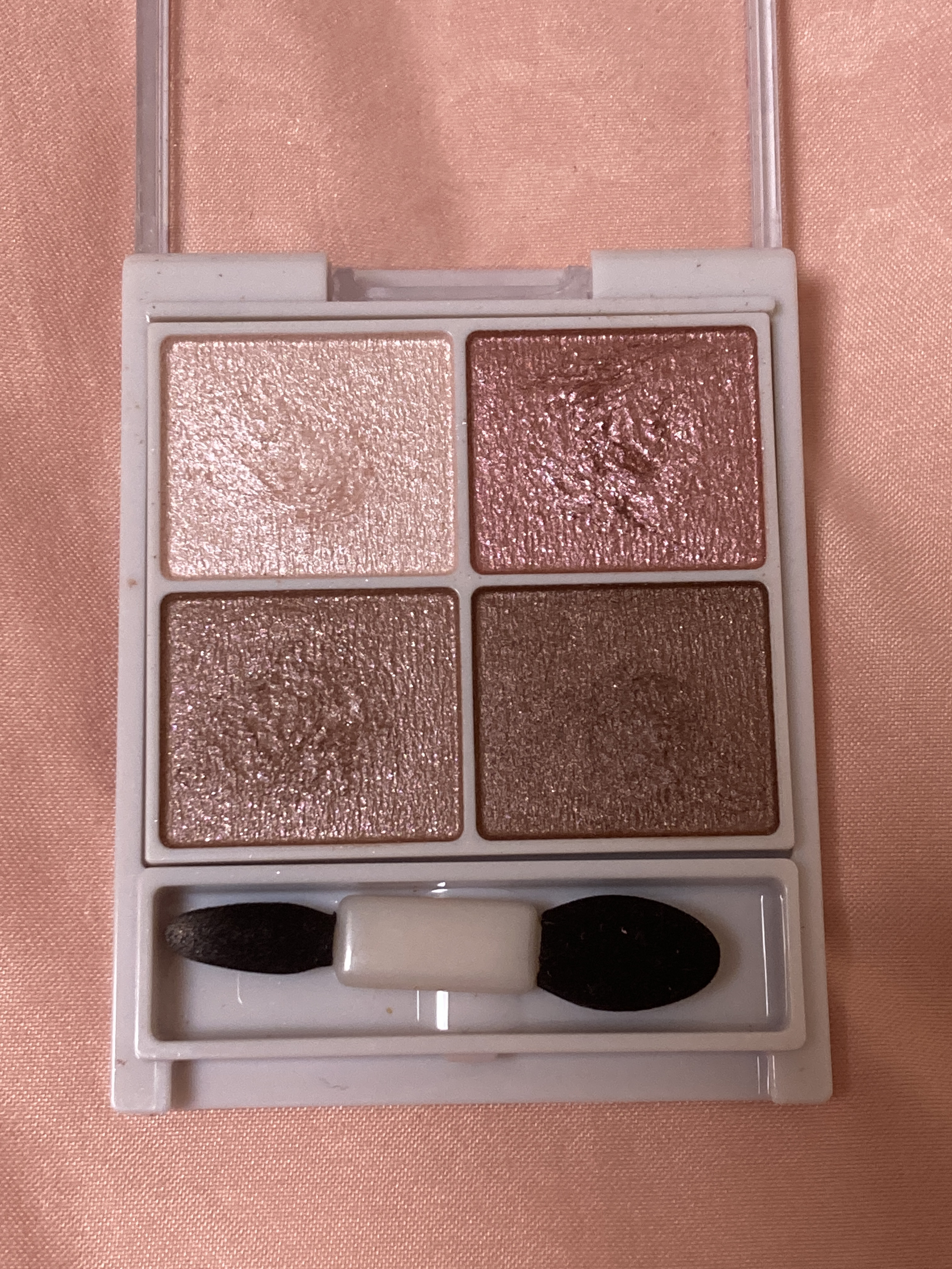 シルキースフレアイズ/キャンメイク/アイシャドウパレットを使ったクチコミ（2枚目）