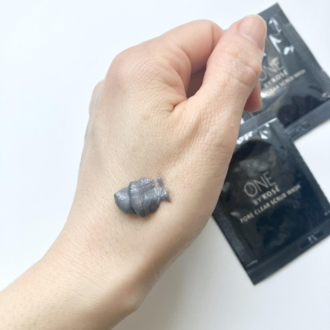 ポアクリア スクラブ ウォッシュ/ONE BY KOSE/洗顔フォームを使ったクチコミ（1枚目）