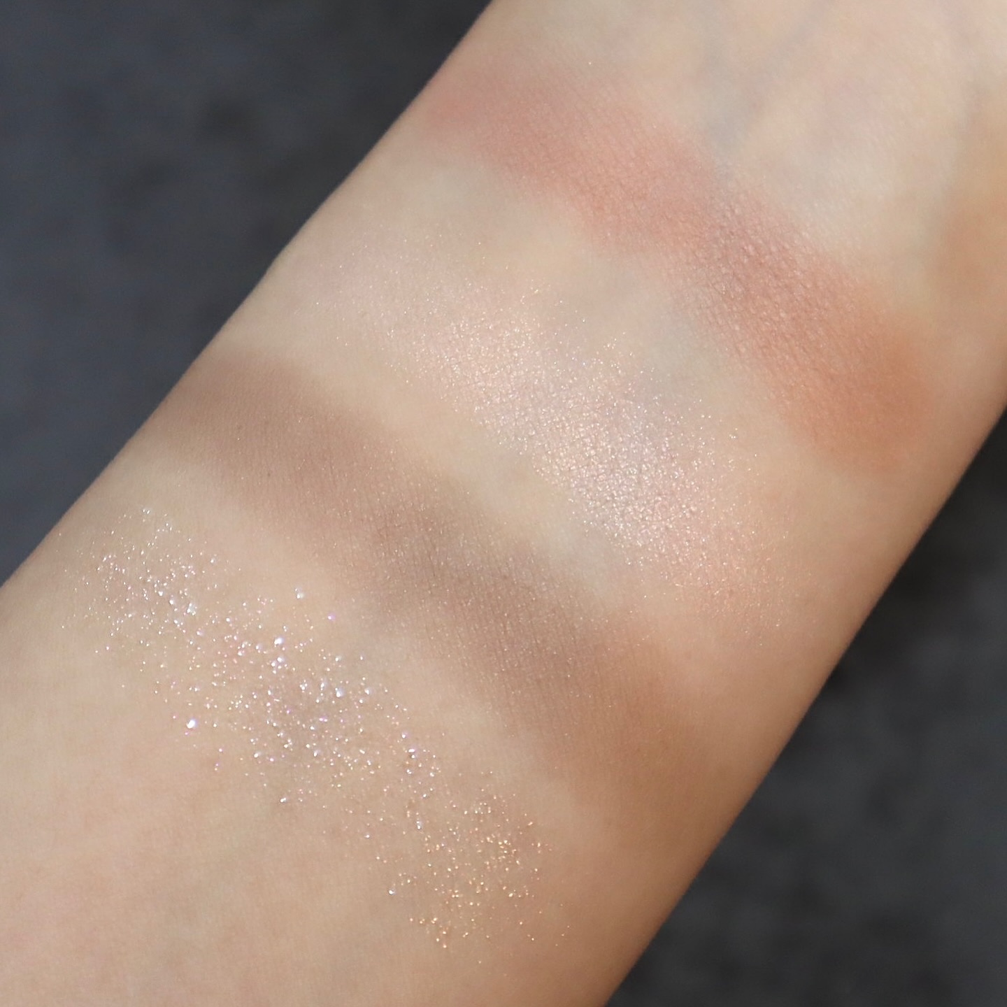 ケイト ポッピングシルエットシャドウ/KATE/アイシャドウパレットを使ったクチコミ（3枚目）