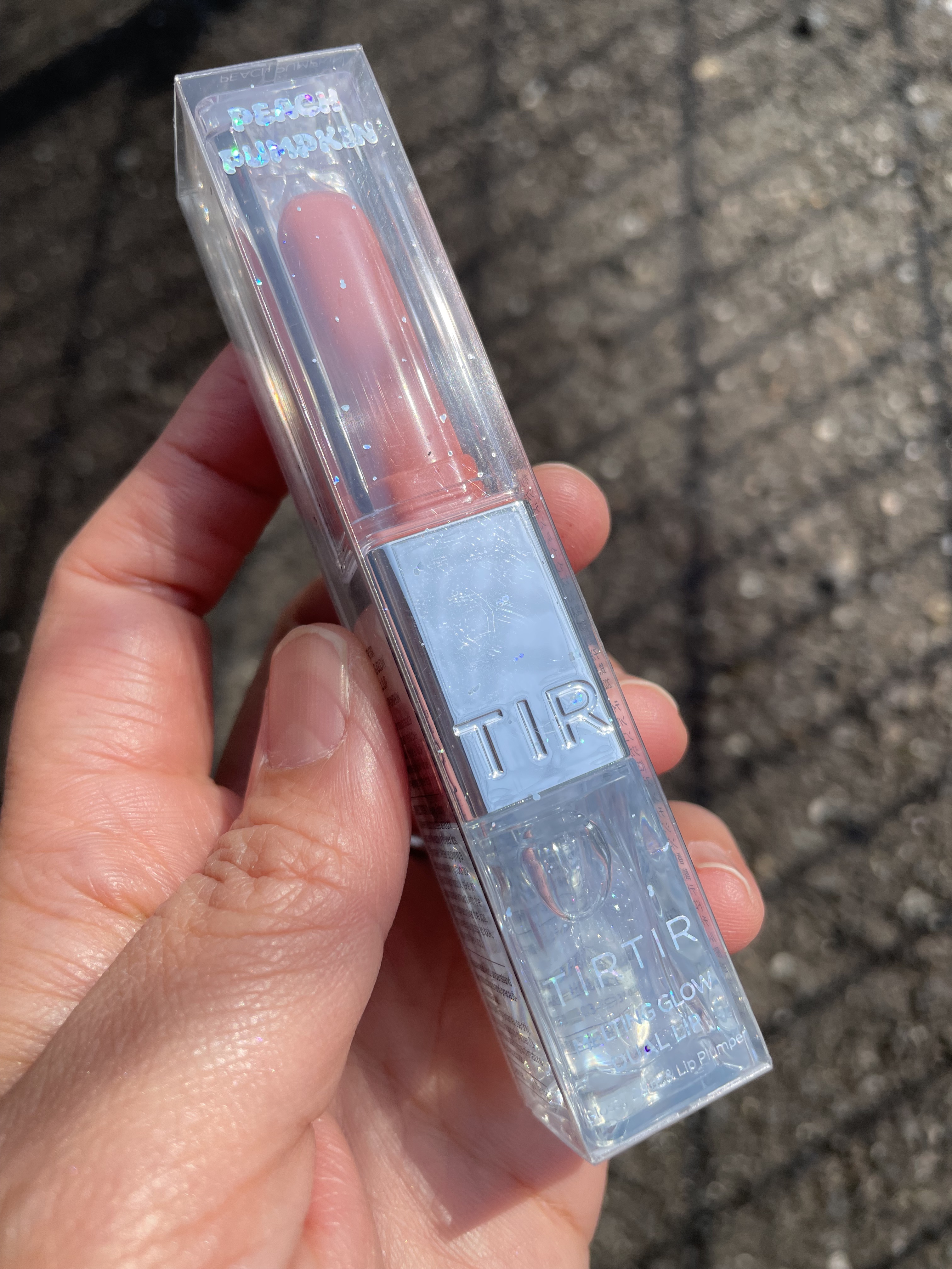 MELTING GLOW DUAL LIP 01 PEACH PUMPKIN/TIRTIR(ティルティル)/リップバームを使ったクチコミ（2枚目）