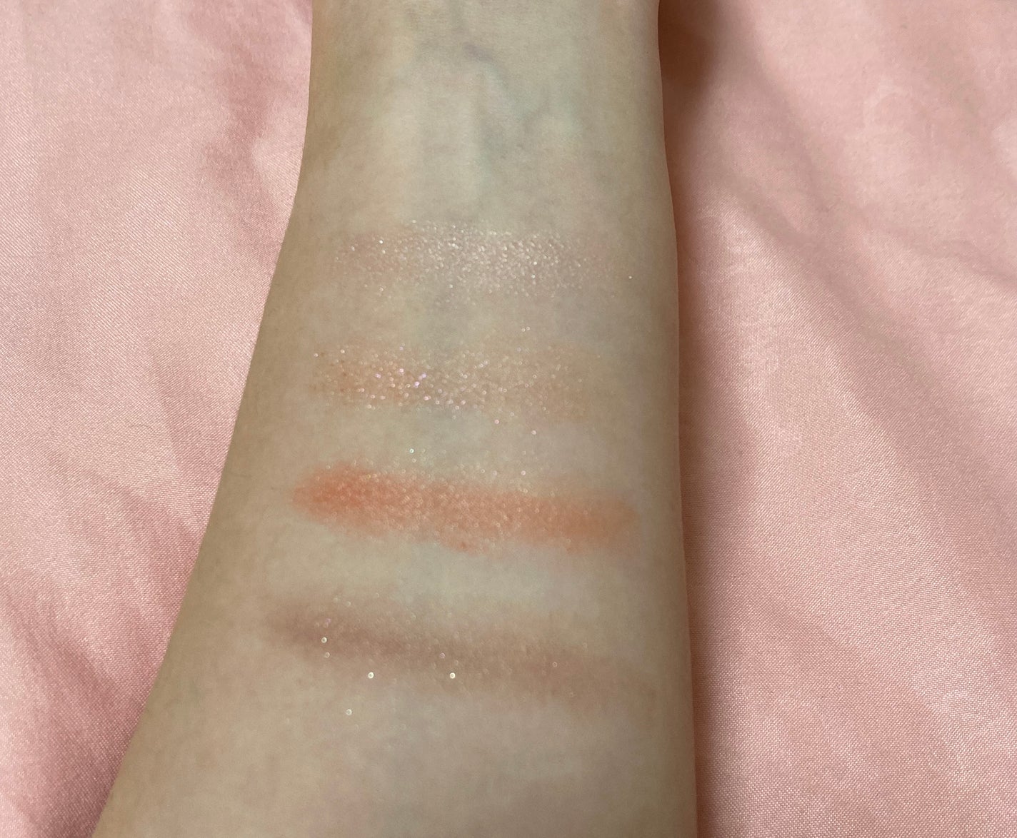 シルキースフレアイズ/キャンメイク/アイシャドウパレットを使ったクチコミ(3枚目)