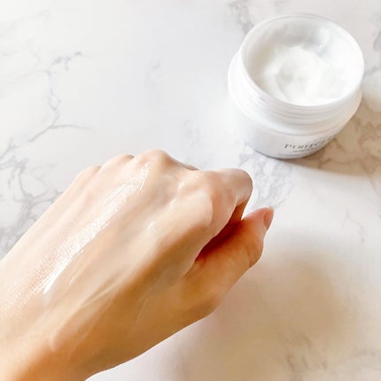 パーフェクトワン 薬用ホワイトニングジェル(医薬部外品)/パーフェクトワン/オールインワン化粧品を使ったクチコミ(5枚目)