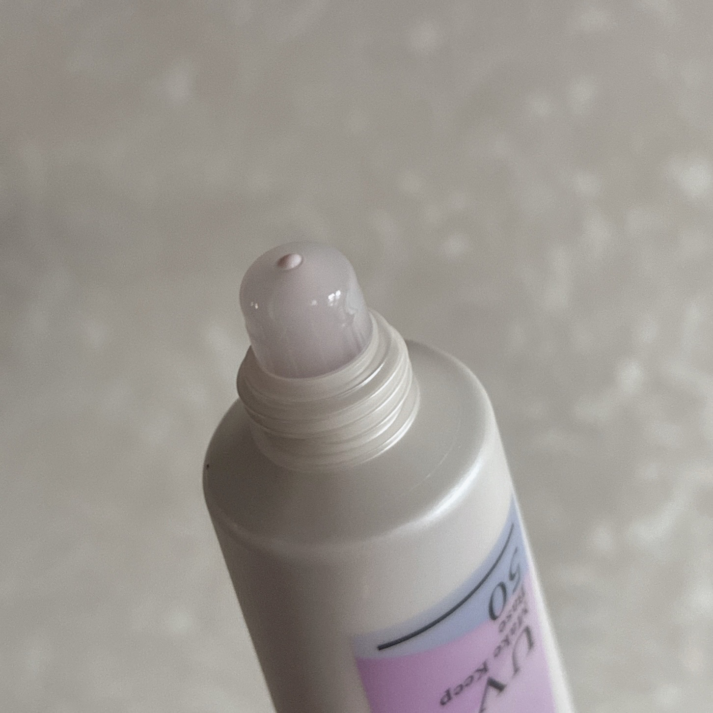 皮脂テカリ防止下地50/CEZANNE/化粧下地を使ったクチコミ（3枚目）