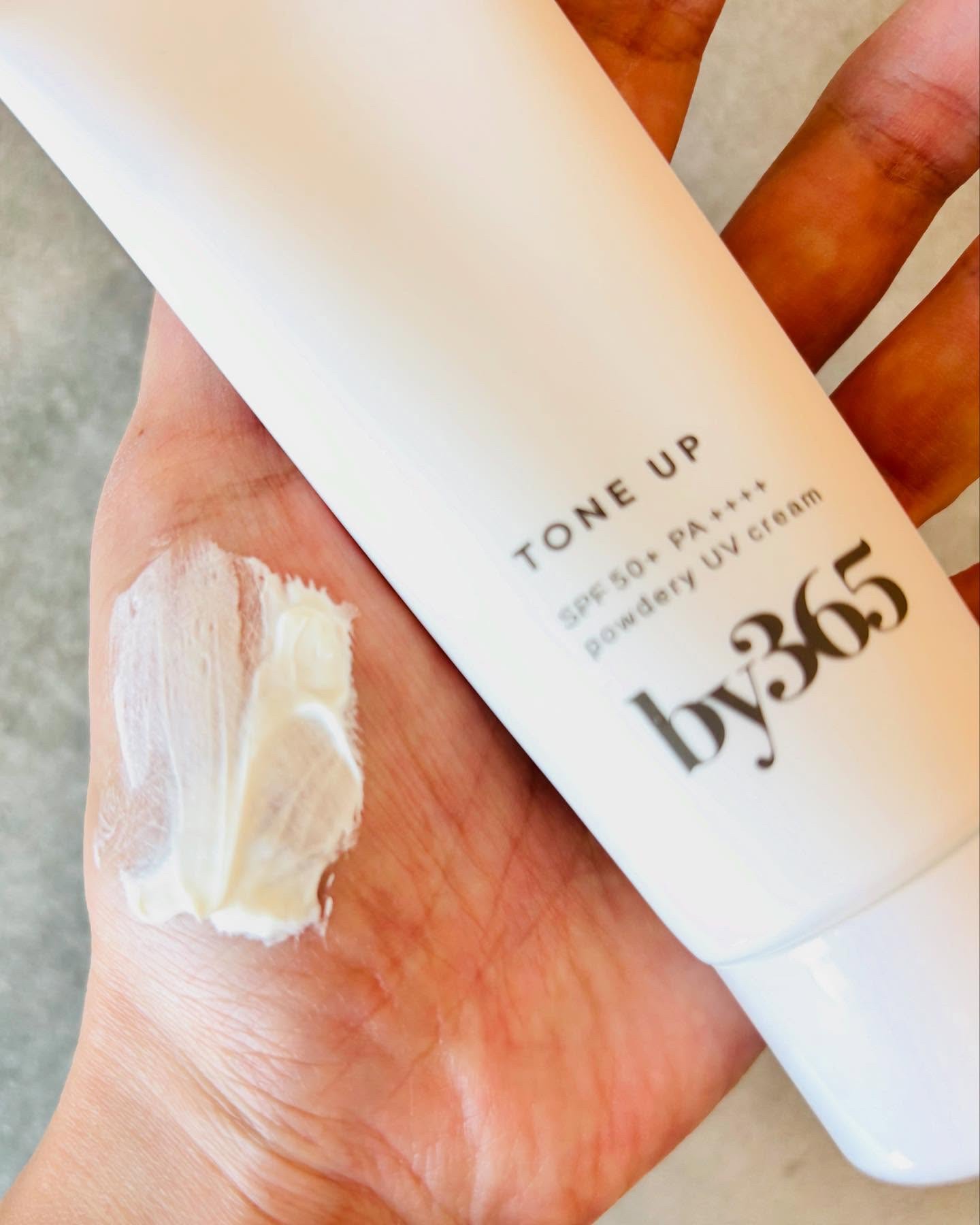 by365 パウダリーUVクリーム トーンアップ/ナリスアップ/日焼け止め・UVケアを使ったクチコミ（2枚目）