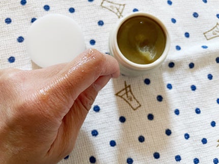 蜂彩膏 ハッカ成分有り/蜂の宝本舗/ボディクリームを使ったクチコミ(4枚目)