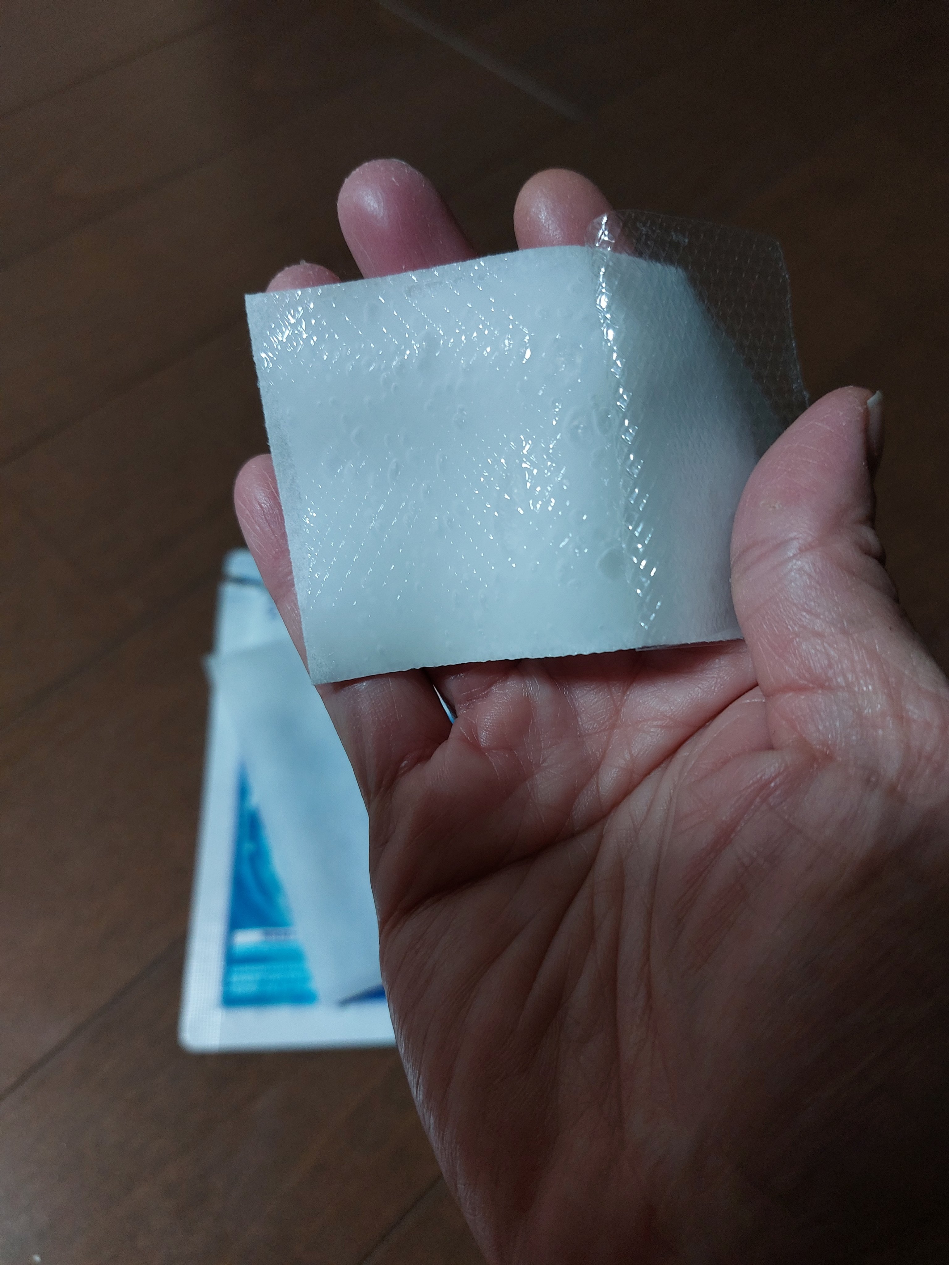 めぐりズム 貼る炭酸*1ジェルパック FOOT/めぐりズム/レッグ・フットケアを使ったクチコミ（3枚目）