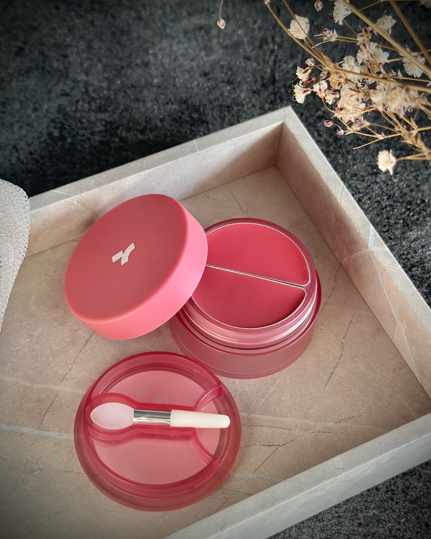 チークトーン リップ&チーク デュオバーム/TONYMOLY/口紅を使ったクチコミ(5枚目)