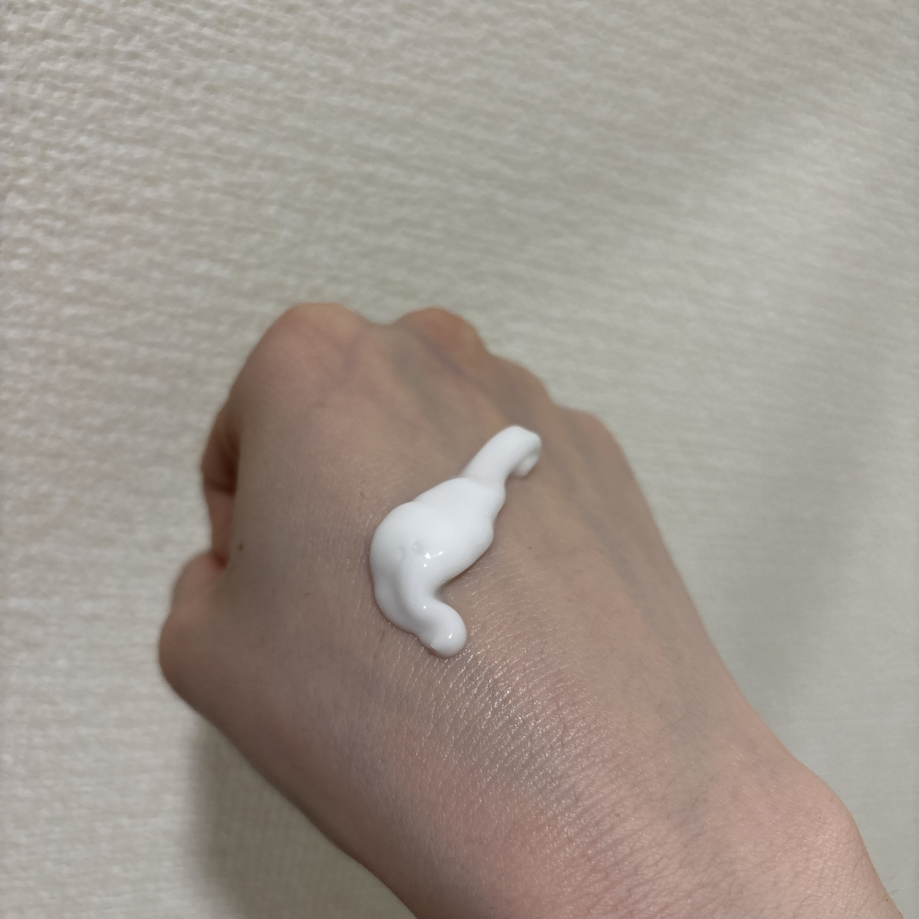 バイブラント ラディアンス　アロマミルク/ジョンソンボディケア/ボディミルクを使ったクチコミ（3枚目）