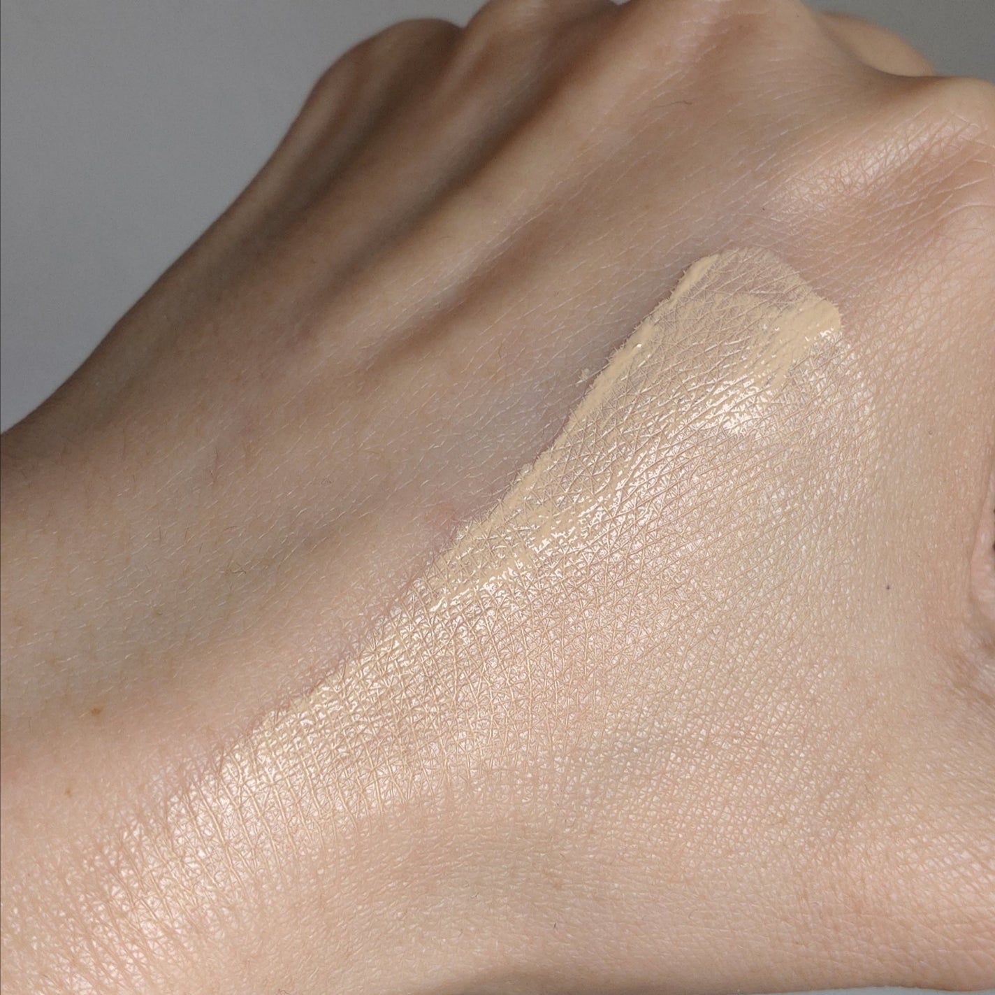 ロングウェア エア クッションファンデーション/FUNNY ELVES方里/クッションファンデーションを使ったクチコミ(4枚目)