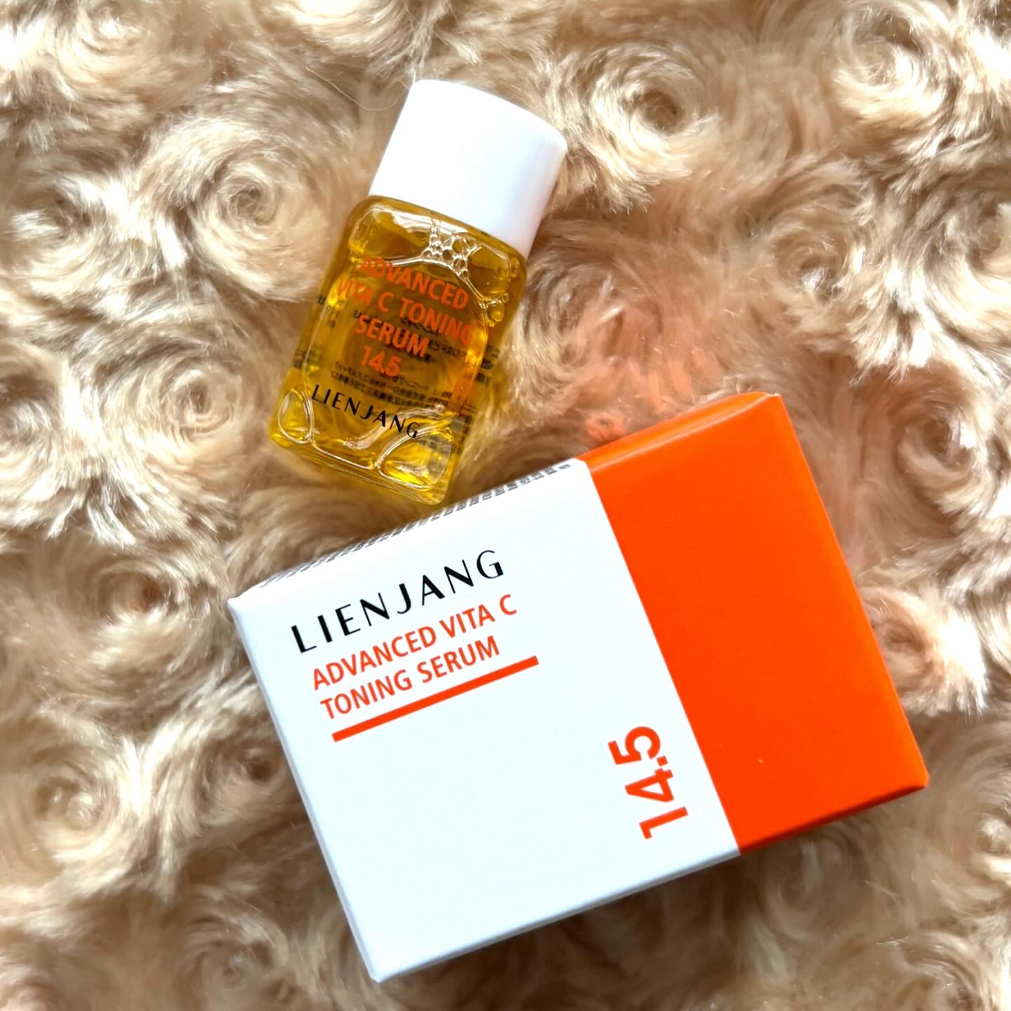 アドバンスド ビタC トーニング セラム14.5/リエンジャン/美容液を使ったクチコミ（2枚目）