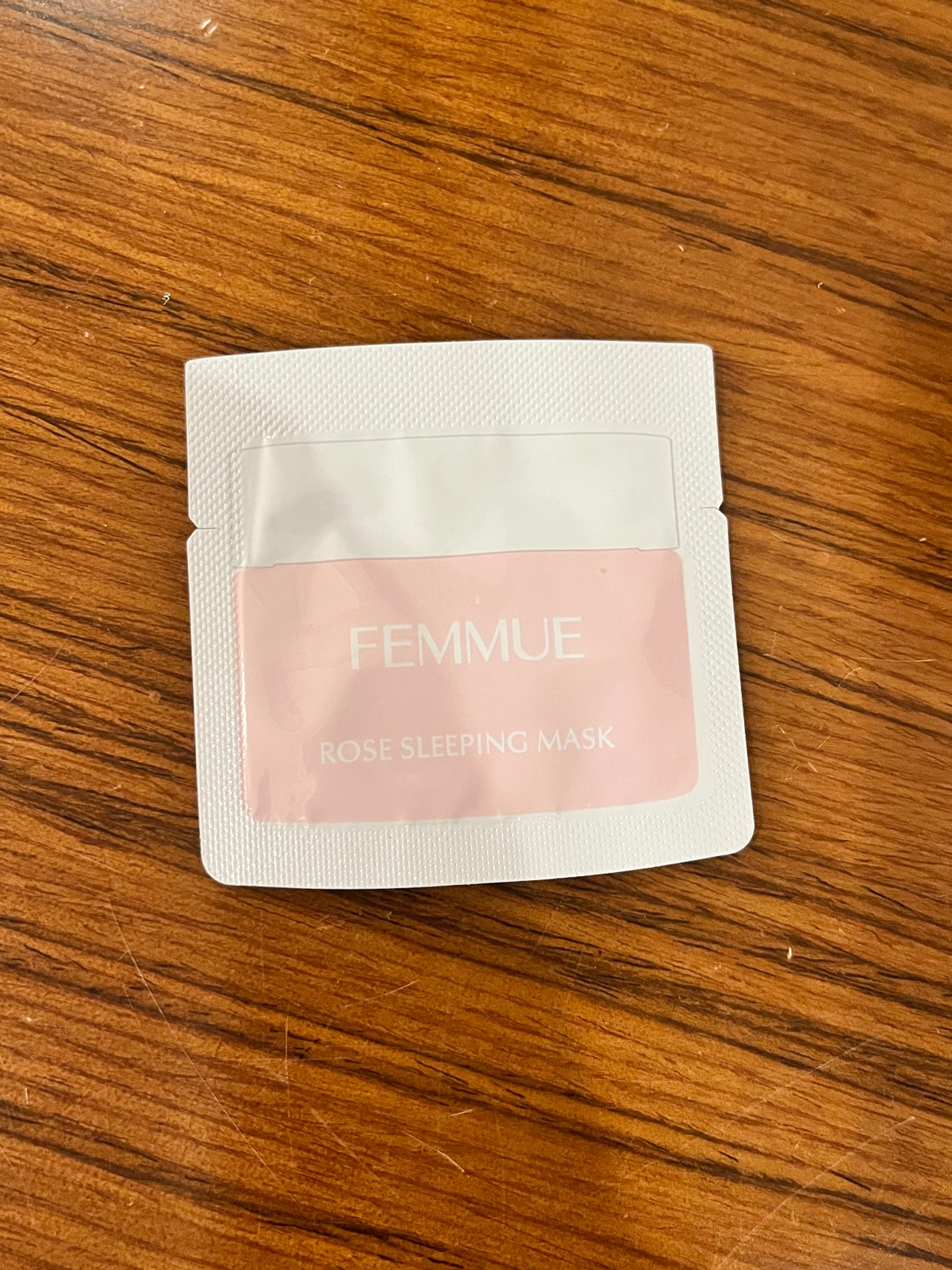 ローズウォーター スリーピングマスク/FEMMUE/フェイスクリームを使ったクチコミ(1枚目)