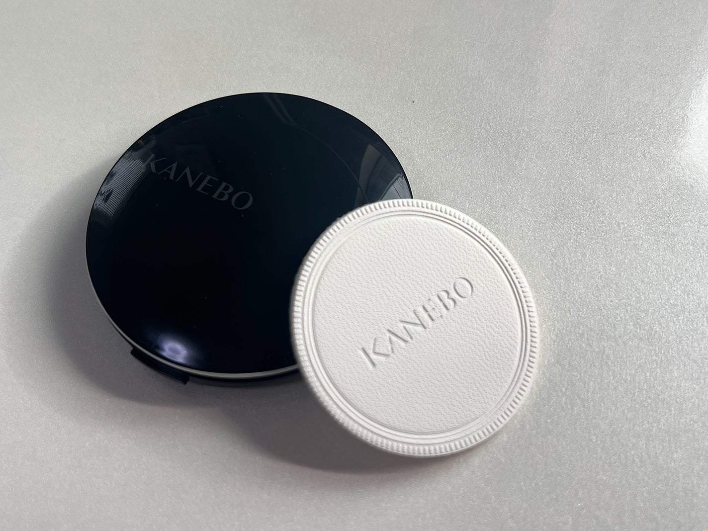 カネボウ クリスタライズドフィックスパウダー/KANEBO/プレストパウダーを使ったクチコミ(4枚目)