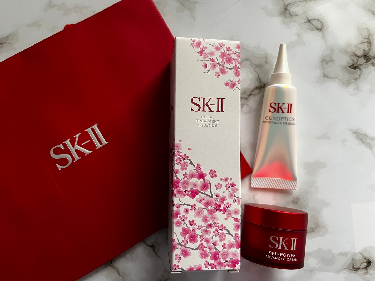 ニューライフ 桜 トライアル キット (エアリークリーム) 新品未使用 試してみた】SK-II ニューライフ 桜 トライアル キットのリアル