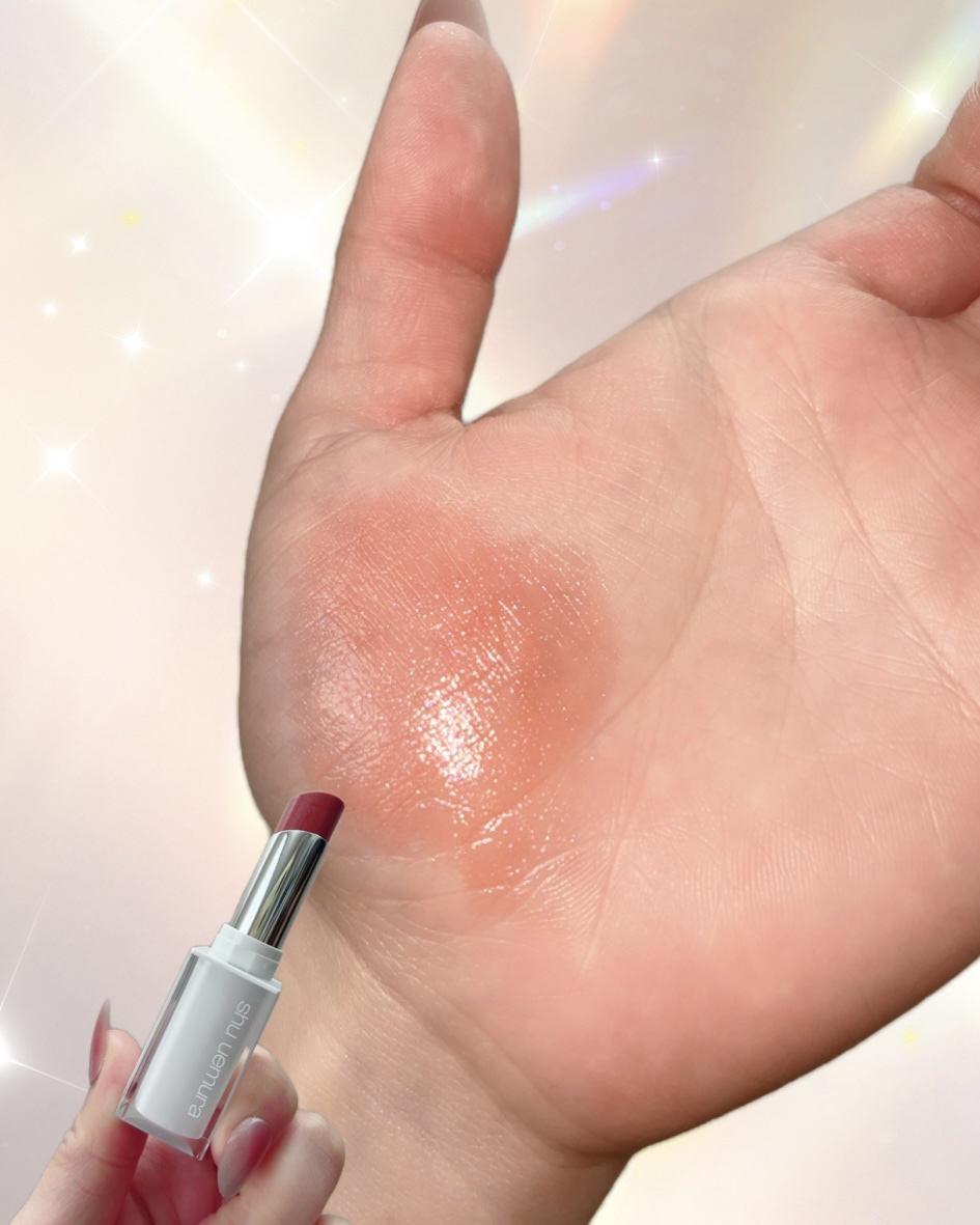 キヌケアグローアップ グリーム/shu uemura/口紅を使ったクチコミ（3枚目）