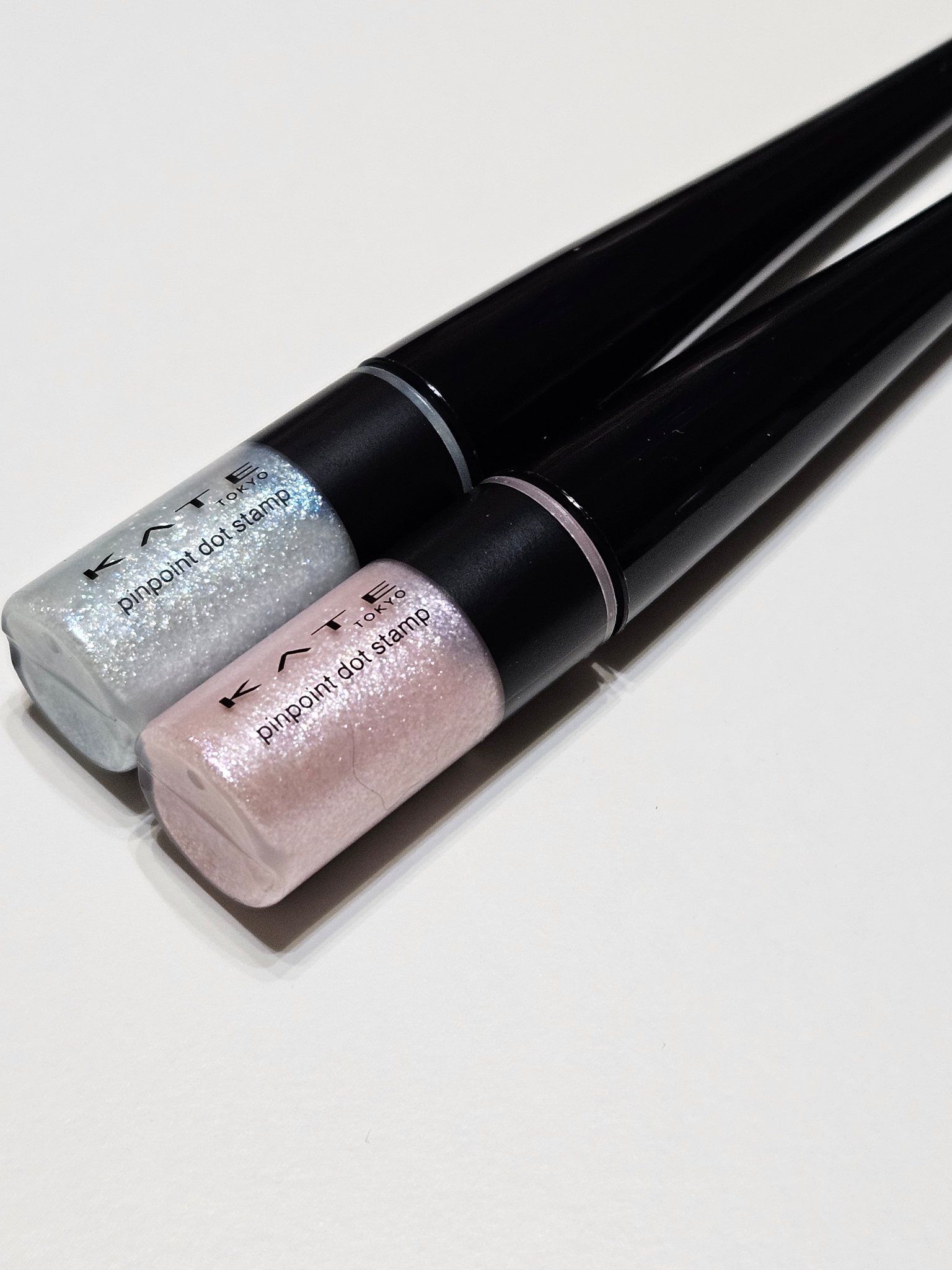 ケイト ピンポイントドットスタンプ/KATE/リキッドアイシャドウを使ったクチコミ（2枚目）