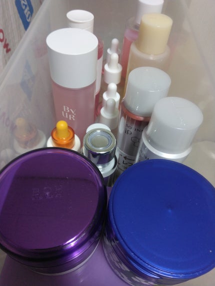 ペロ❤フォロバ100% on LIPS 「✨収納関係少し変えてみた✨〇アルビオンシリーズはいつも使いたい..」(9枚目)