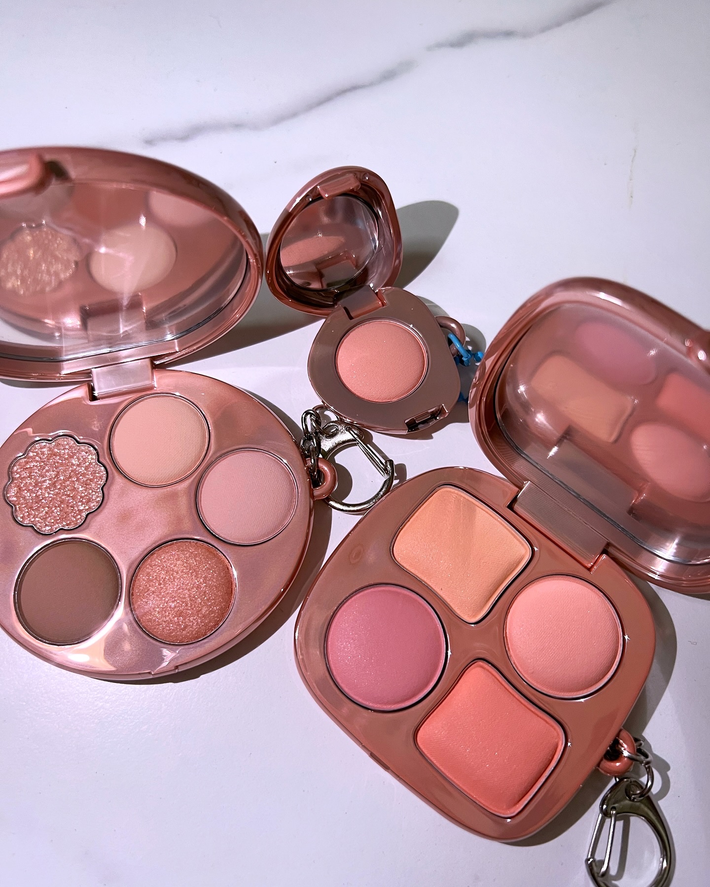 フィー ポケットアイパレット/fwee/アイシャドウパレットを使ったクチコミ（3枚目）