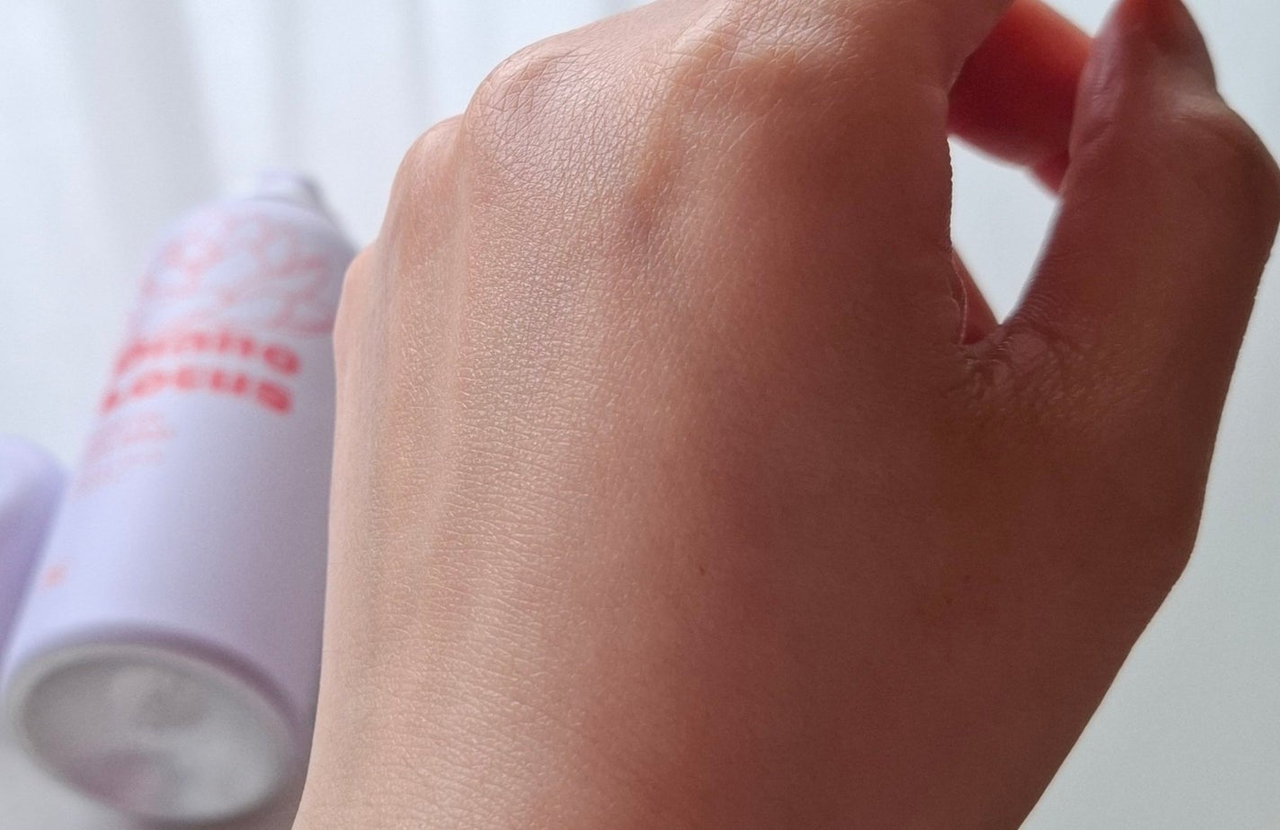 ロータス シャイニーオイル ヘアスプレー フィグ&ローズの香り/ダイアン/ヘアスプレーを使ったクチコミ(4枚目)