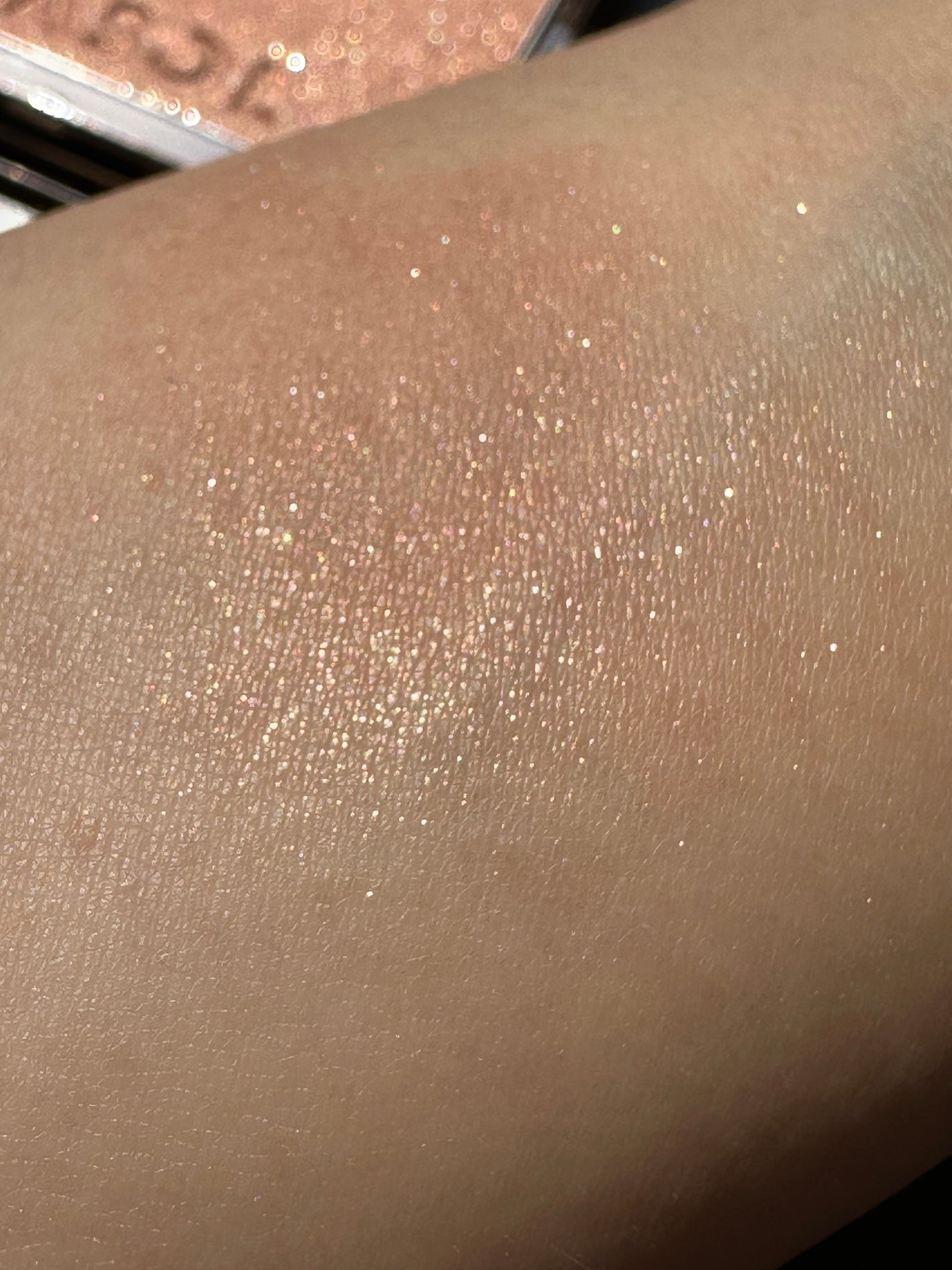 ルナソル カラーリングシアーチークス(グロウ)/LUNASOL/パウダーチークを使ったクチコミ(4枚目)