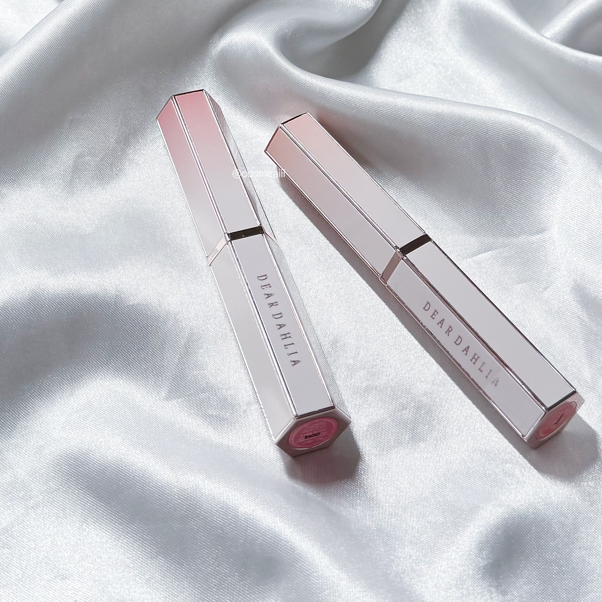 リップアルアグロウシャイン/DEAR DAHLIA/口紅を使ったクチコミ（3枚目）