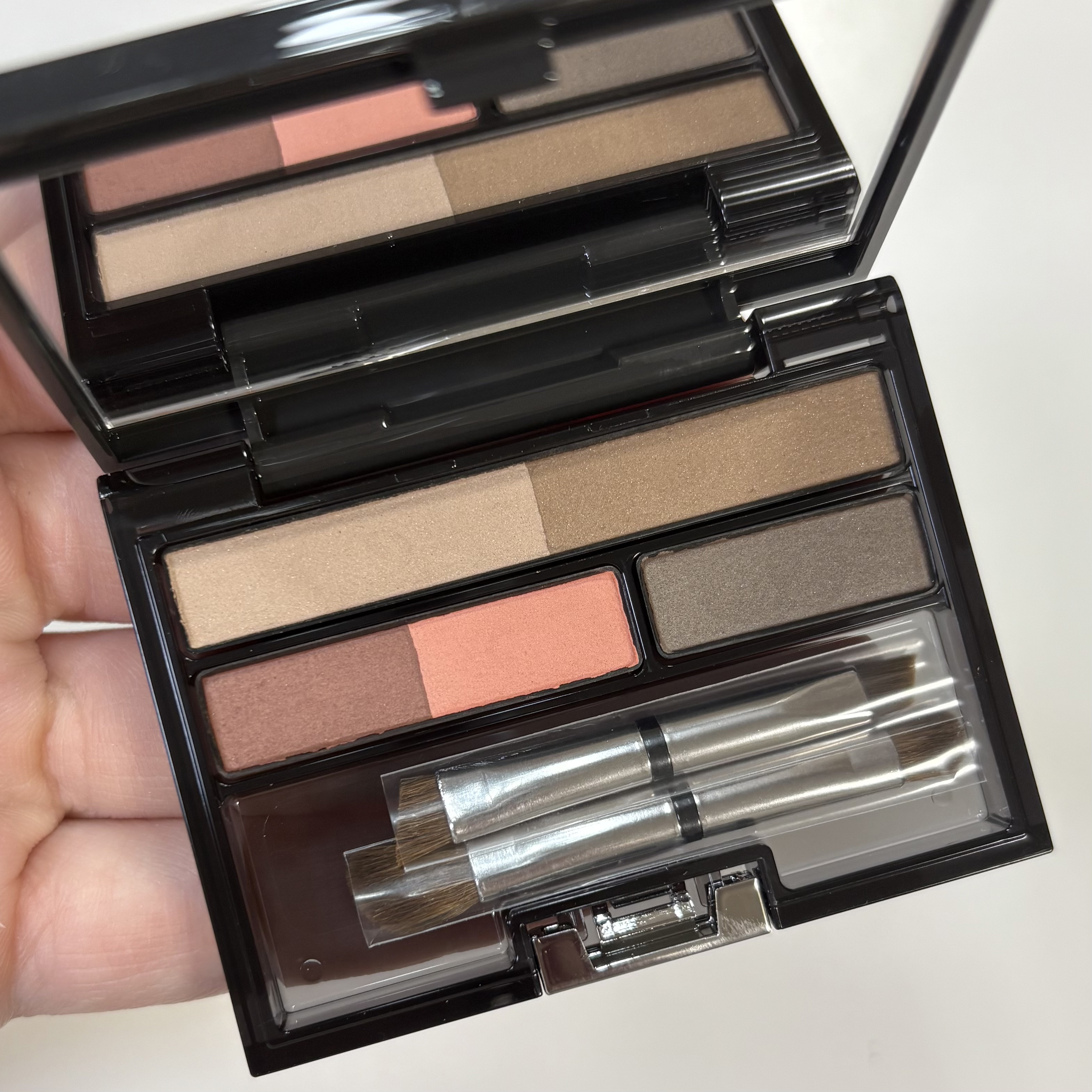 アイブロウ クリエイティブパレット SP/IPSA/パウダーアイブロウを使ったクチコミ（1枚目）