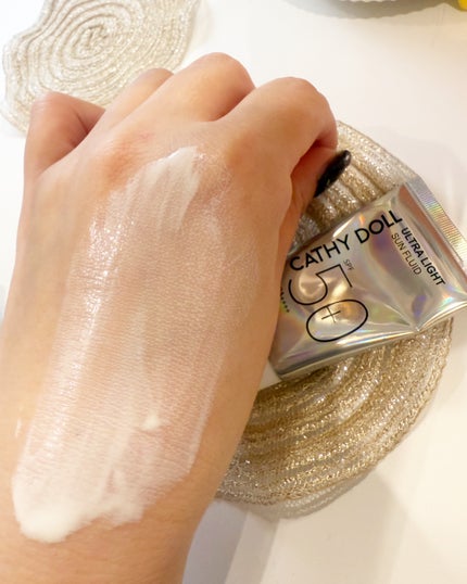 ウルトラライト サンフルイド/CathyDoll/日焼け止めクリームを使ったクチコミ(4枚目)