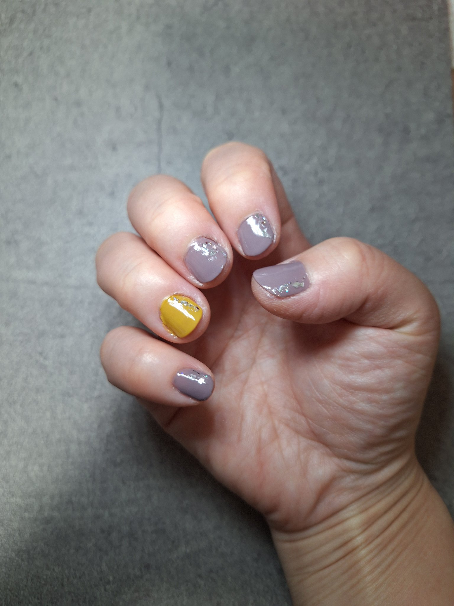 カラフルネイルズ/キャンメイク/マニキュアを使ったクチコミ（3枚目）