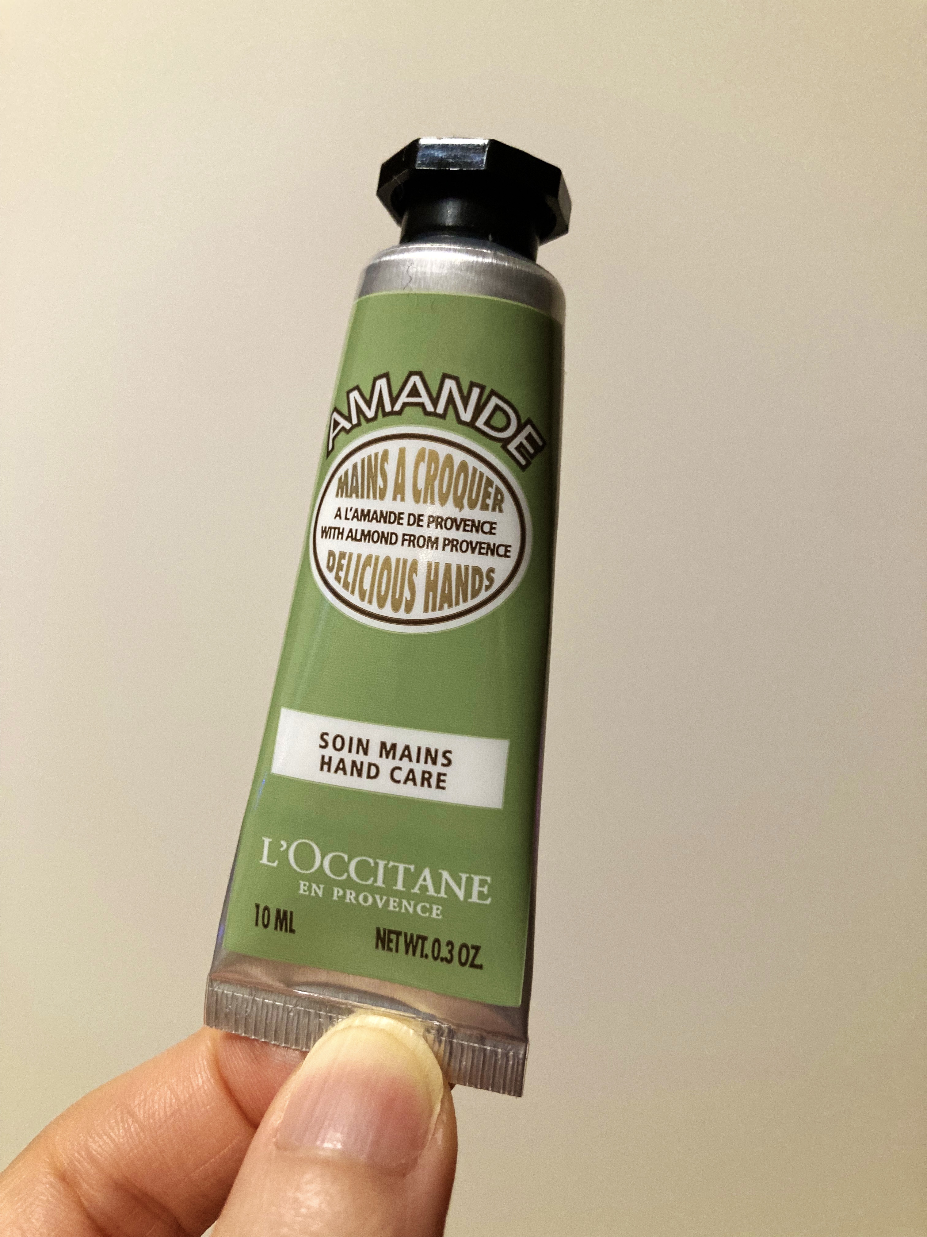 アーモンド ハンドクリーム/L'OCCITANE/ハンドクリームを使ったクチコミ（1枚目）