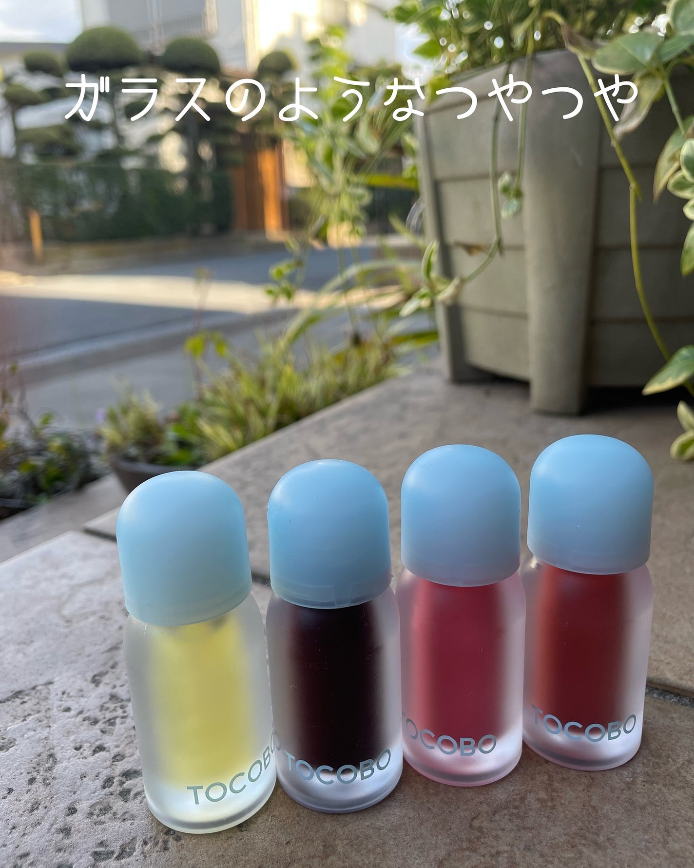 しのち☀️ on LIPS 「くちびる、ガラス玉このガラス玉みたいなぷっくりツヤのくちびるプ..」(2枚目)