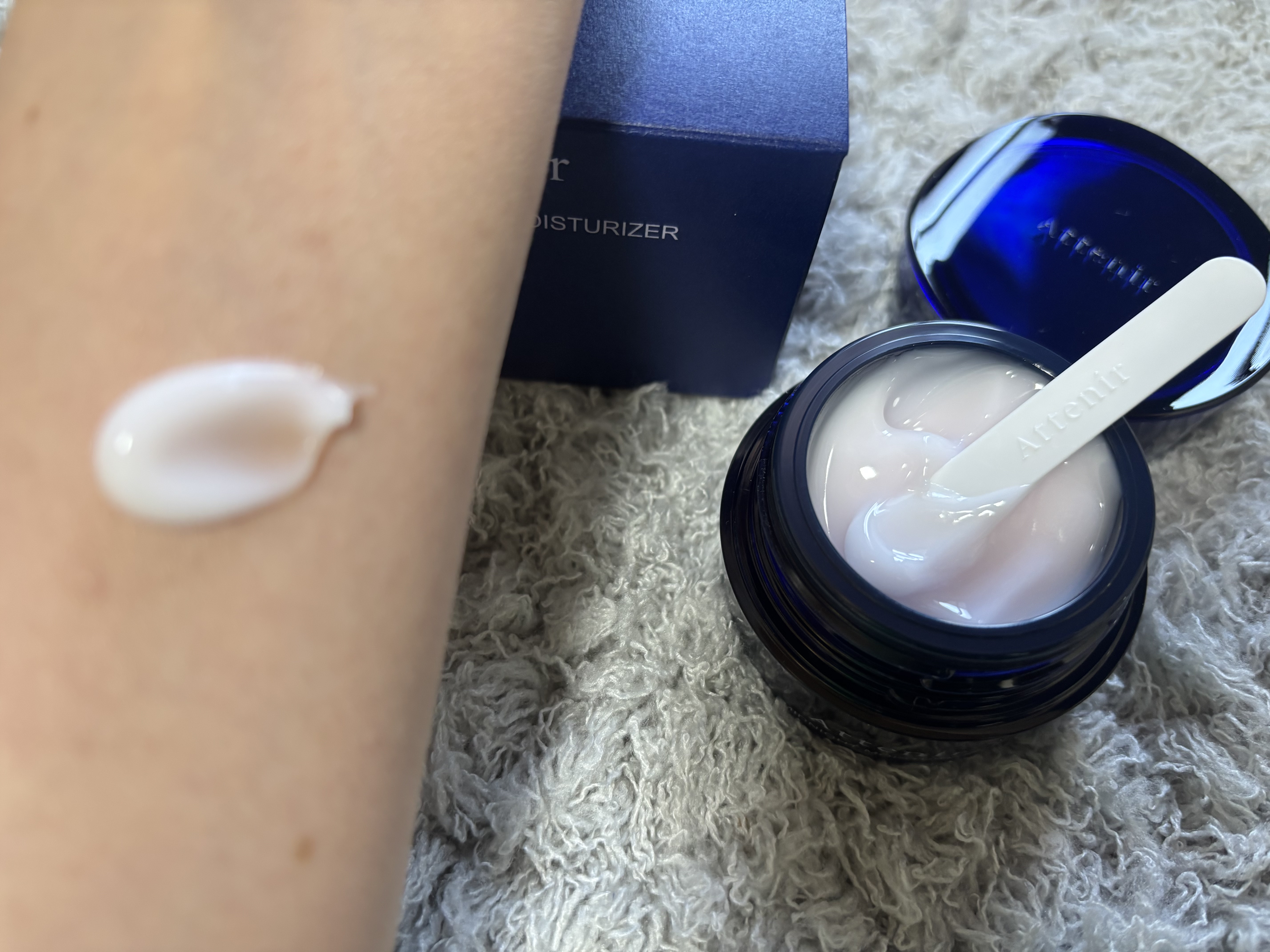 アテニア ミッドナイトモイスチャライザー/アテニア/フェイスクリームを使ったクチコミ（3枚目）