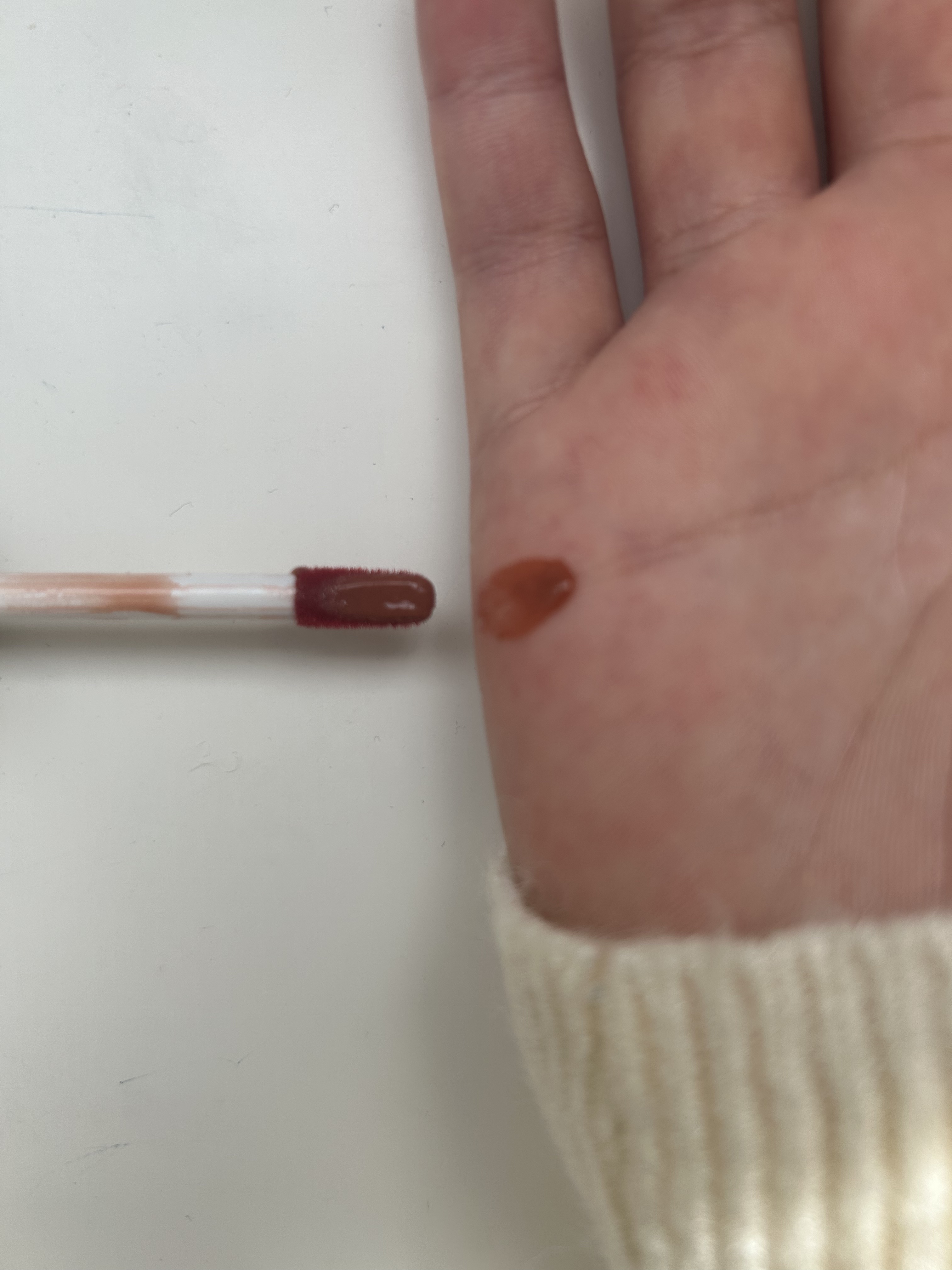 リップアーマー 08 肉球アプリコット/KiSS/口紅を使ったクチコミ（2枚目）