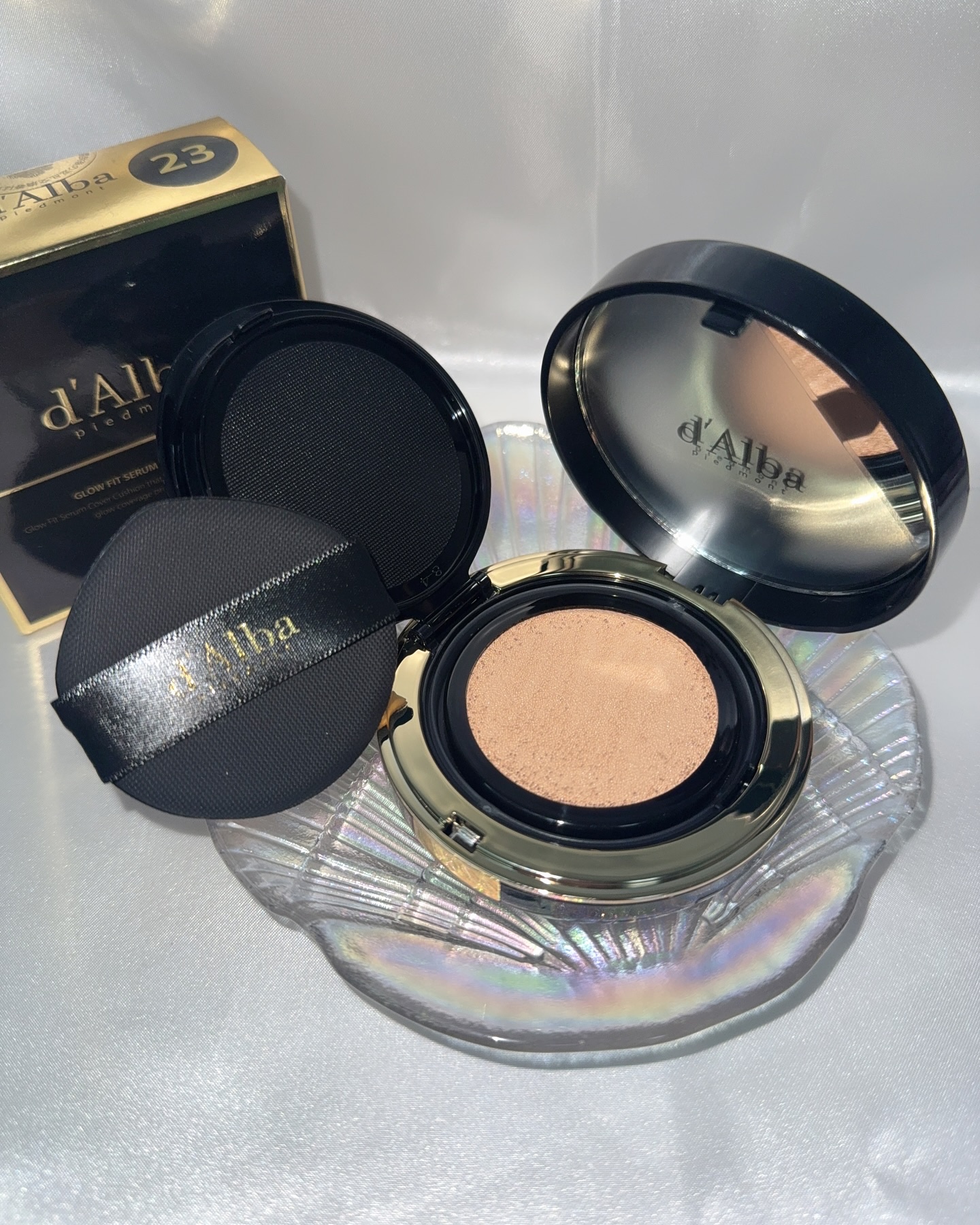 グロウフィットセラムカバークッション 23 ミディアムベージュ/ダルバ/クッションファンデーションを使ったクチコミ（2枚目）