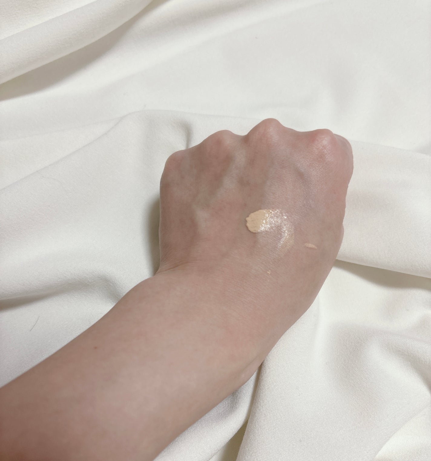 ふすま on LIPS 「ダルバ グロウフィットセラムカバークッション21号ツヤ感のある..」(3枚目)