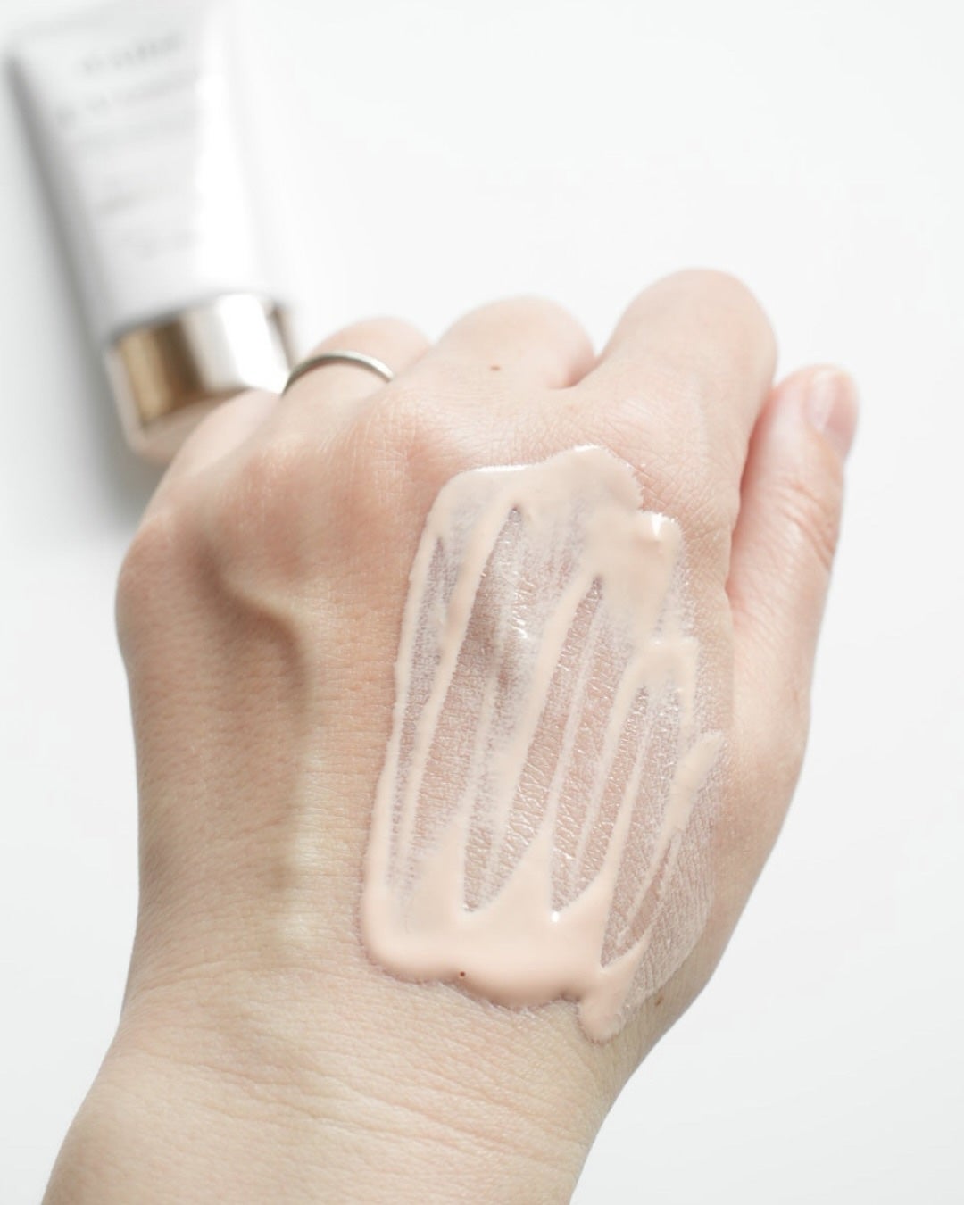 ウォータフルトーンアップサンクリーム/ダルバ/日焼け止めクリームを使ったクチコミ(4枚目)